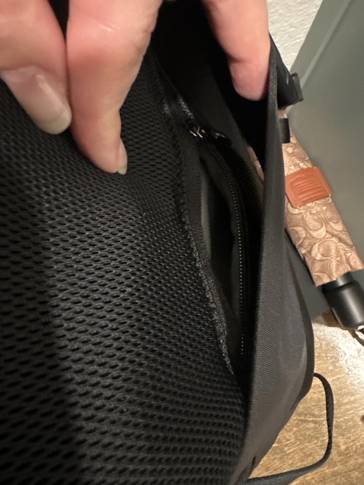 Away The Everywhere Zip Backpack - Personal Item Airline Approved Backpack with 16-Inch Padded Laptop Sleeve, Water Bottle Pocket, Interior and Exterior Pockets - Jet Black customer photo 2