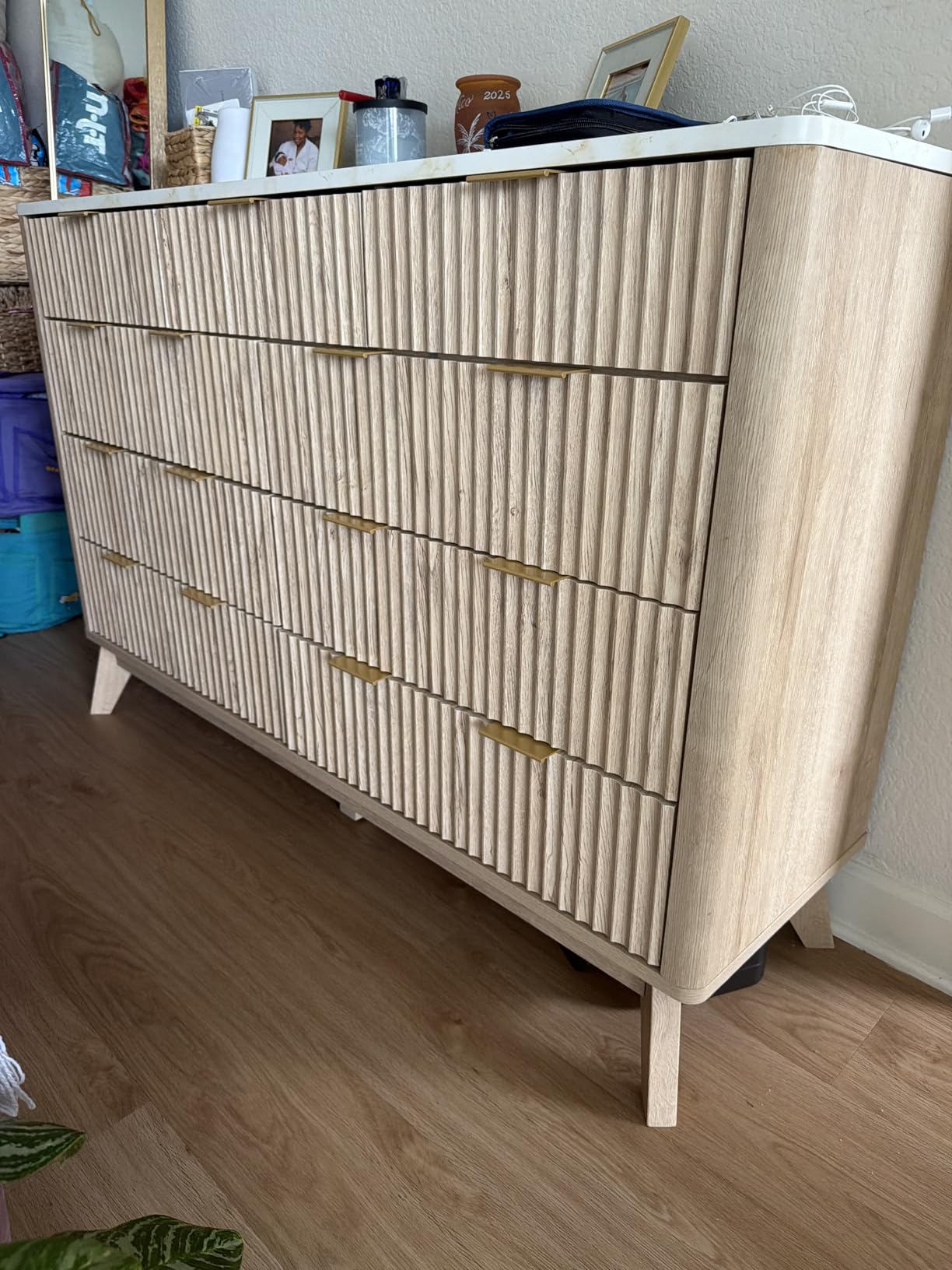 T4TREAM Fluted 6 Drawers Dresser, 54