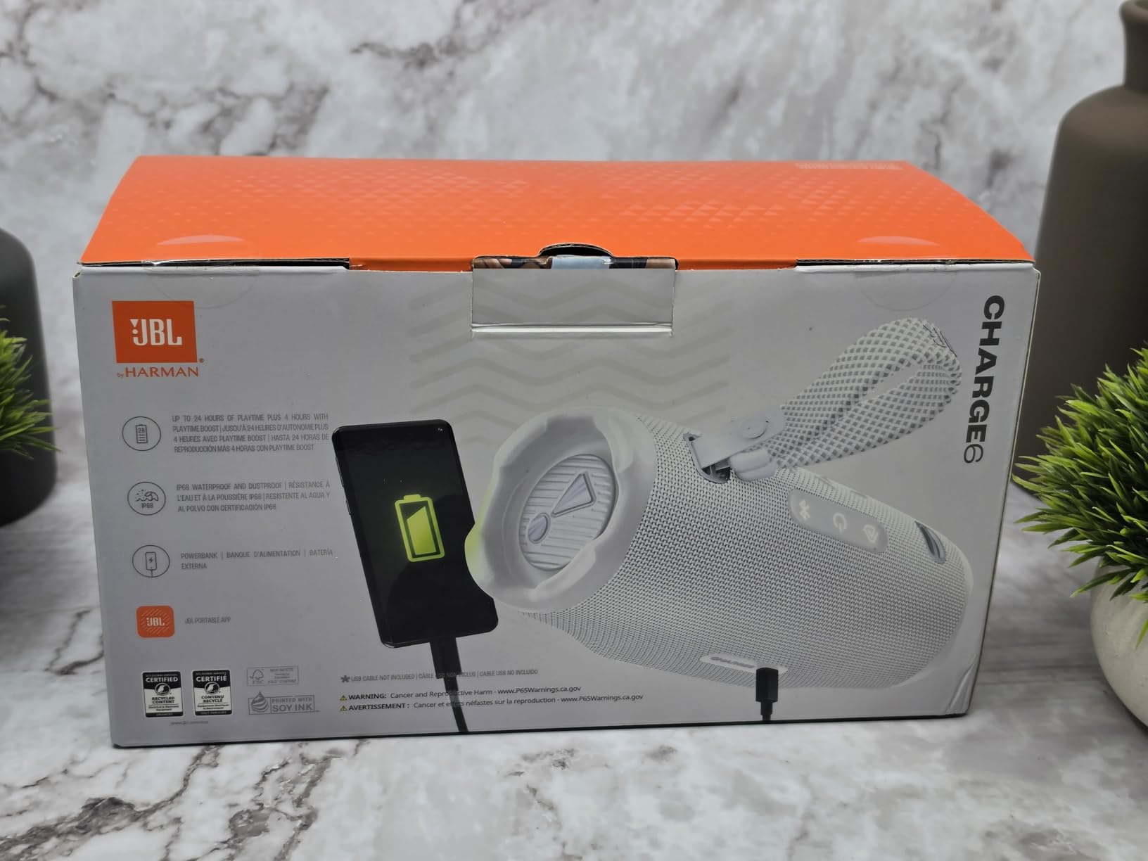 JBL Charge 6 - Portable Waterproof & Drop-Proof Bluetooth Speaker, Bold JBL Pro Sound with AI Sound Boost, 28Hrs of Playtime, Built-in Powerbank & Removable Carrying Strap (Black) customer photo 1