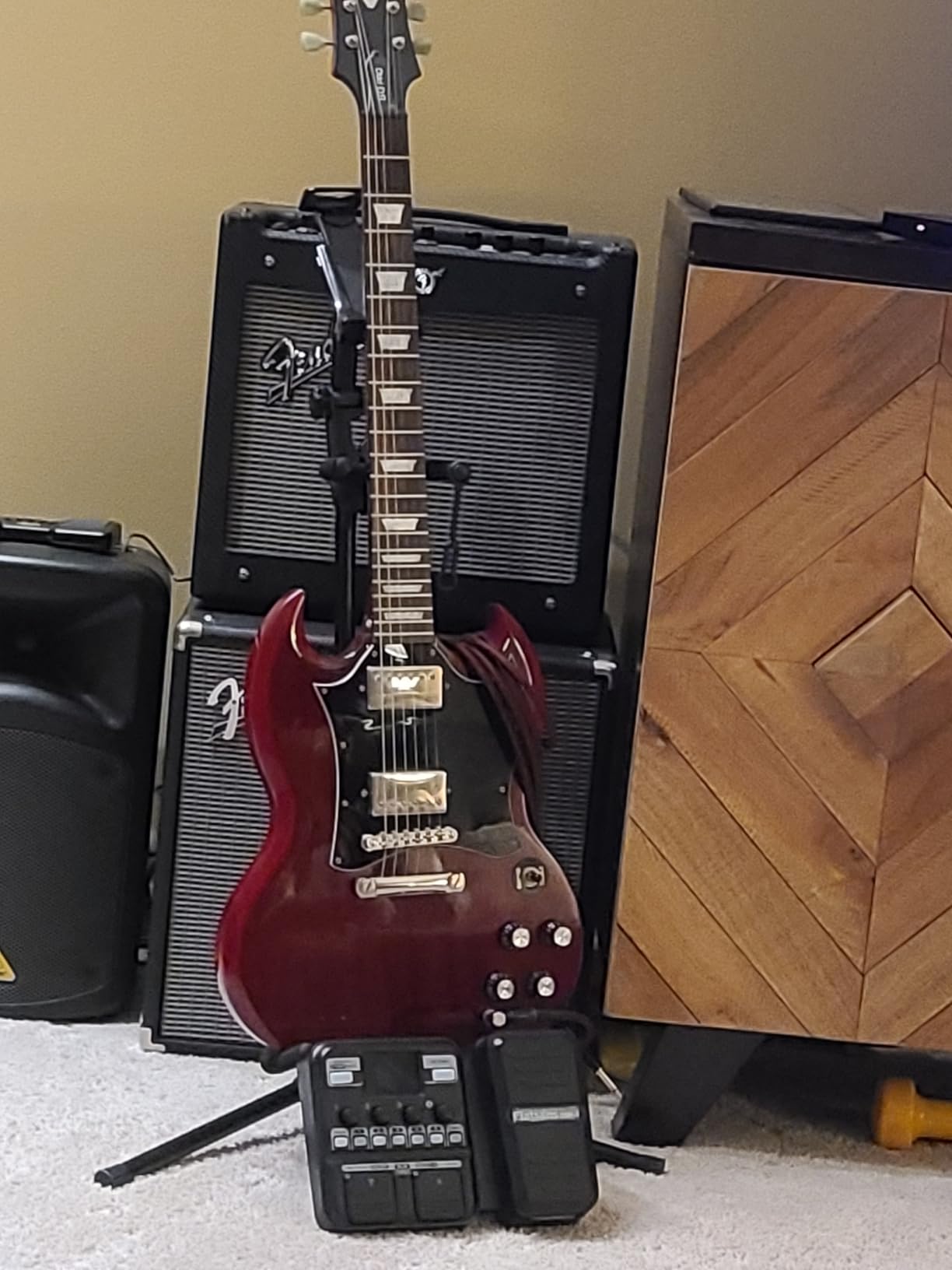 Flatsons KMF-1 Guitar Pedal, 77 Effects Guitar Multi Effects Pedal with 50 Preset, 42 Drum Rhythm, 18 Amp/Cab, Upgraded Color Screen, Aux In, Guitar Tuner Looper Expression Wah Volume Distortion Pedal customer photo 1