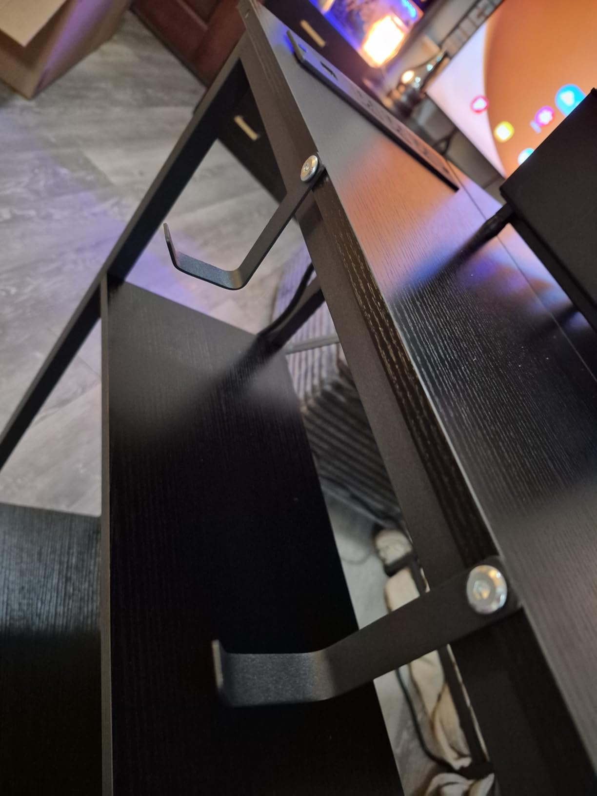 DLisiting Small White L Shaped Desk with Drawers & Storage Shelves, 40 Inch Corner Desk with Power Outlet for Small Space Home Office customer photo 1