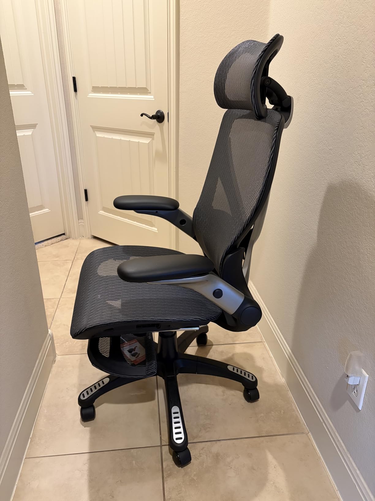 ELABEST X100 Ergonomic Mesh Office Chair with Footrest, Big and Tall Home Desk Chair with 5D Flip-Up Arms, Adjustable 3D Lumbar Support,Gaming & Executive Computer Chairs customer photo 1