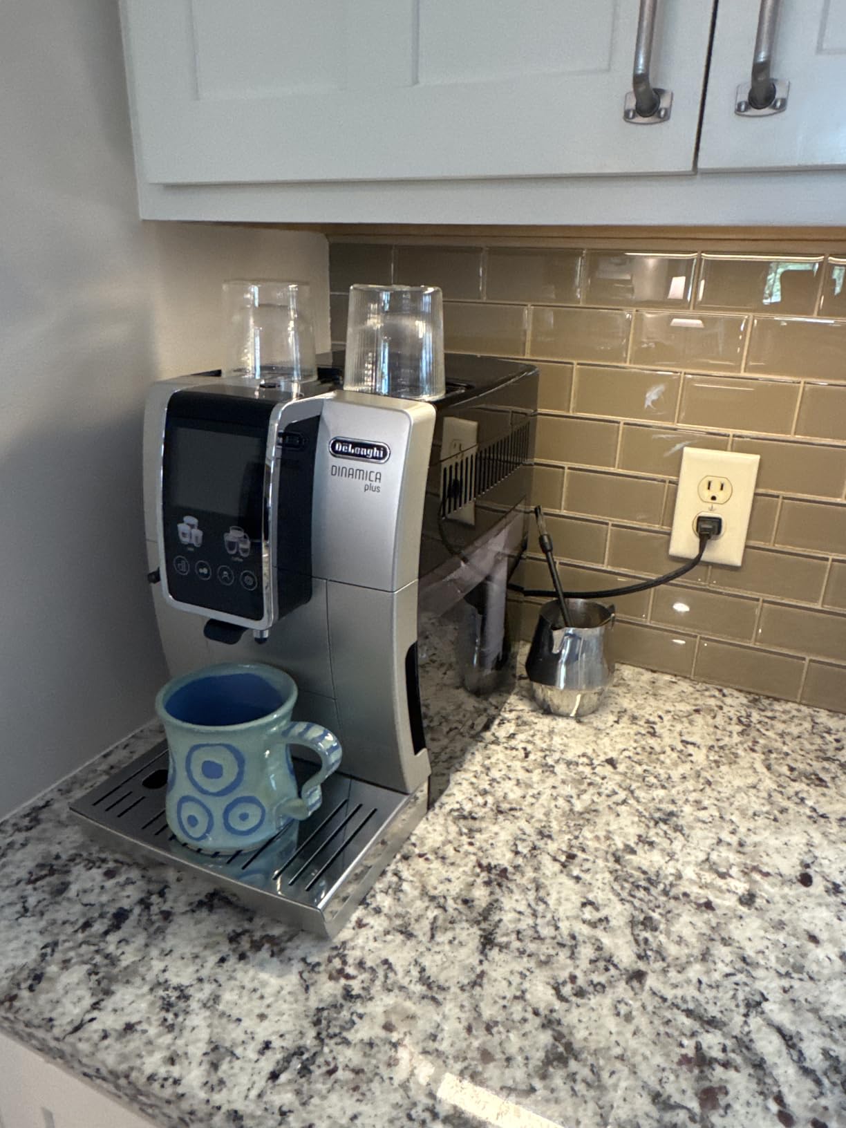 De'Longhi Dinamica Plus Fully Automatic Espresso Machine - Brew Personalized Coffee for up to 4 User Profiles, 24+ Recipes, Built-in Grinder & Automatic Milk Steam Wand customer photo 1