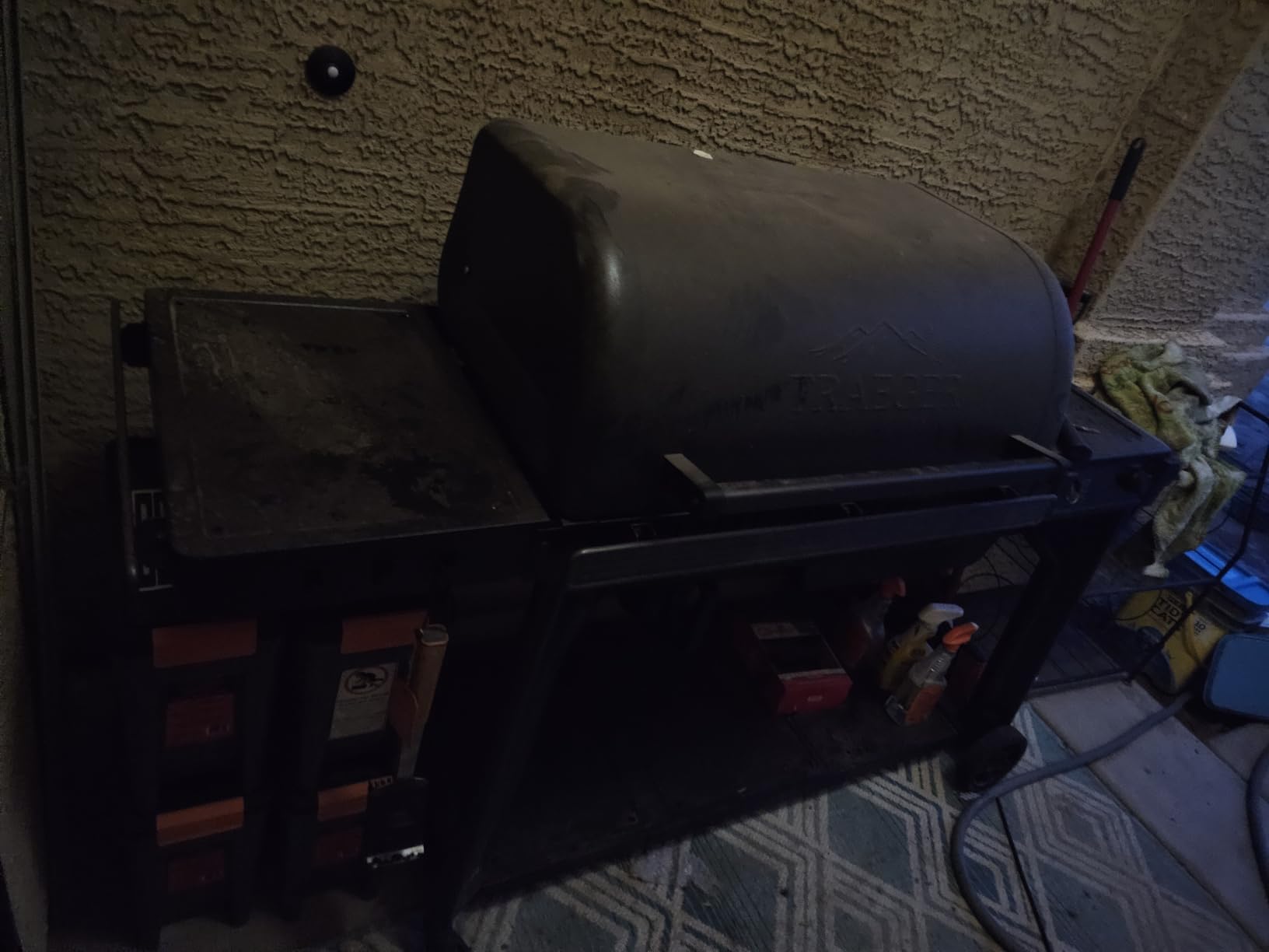 Traeger Grills Woodridge Pro Electric Wood Pellet Grill and Smoker, 970 Sq. In., Wi-FIRE Technology, Super Smoke Mode (TFB97JLH) customer photo 2
