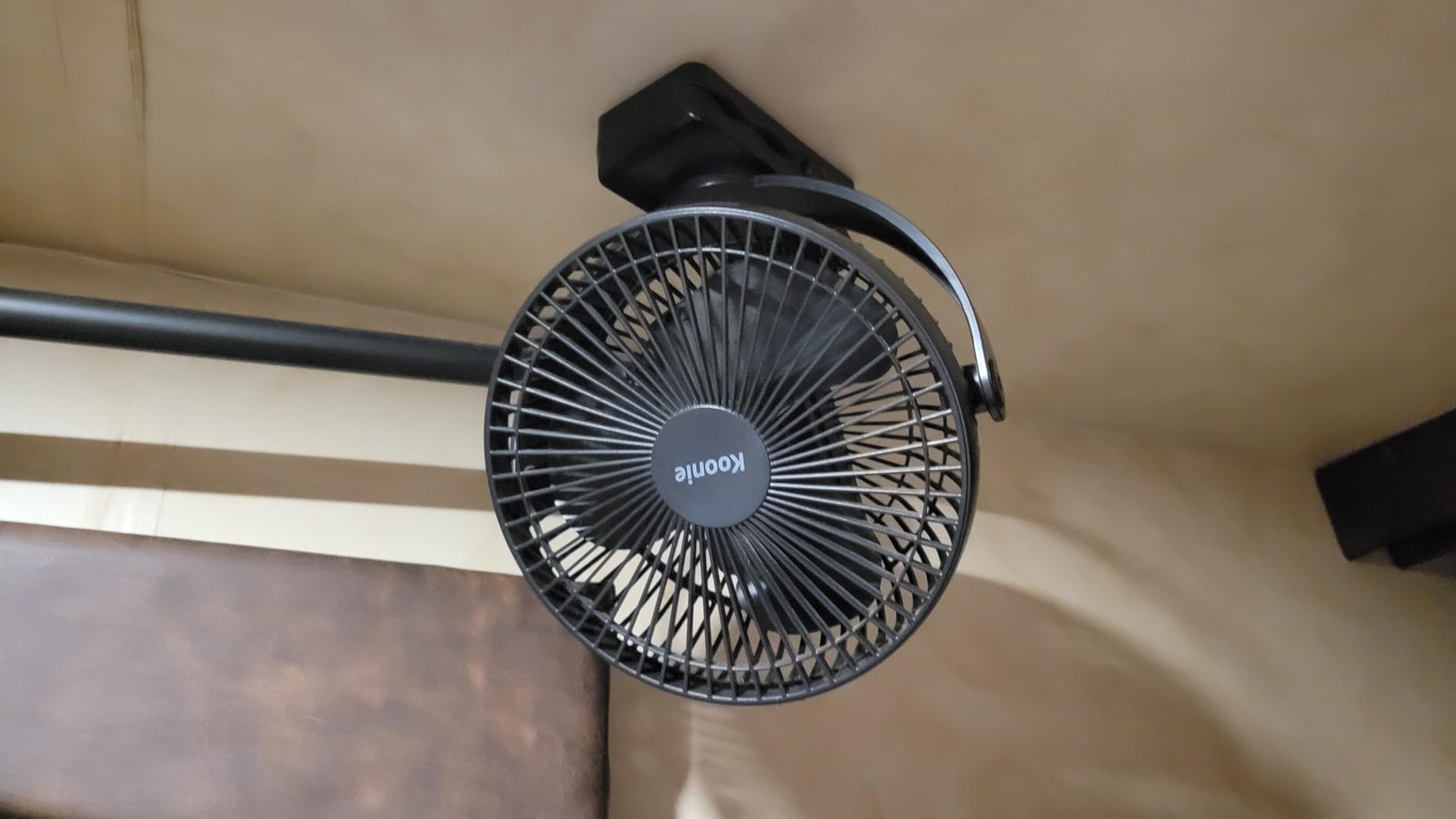 Koonie 10000mAh Battery Operated Misting Fan with Clip, Portable 8'' Mist Fan for Desk with Max. 48 Hours Runtime, 3Speeds, 2 Spray Modes, 200ML Tank for Golf Cart Home Office Travel Camping Stroller customer photo 1