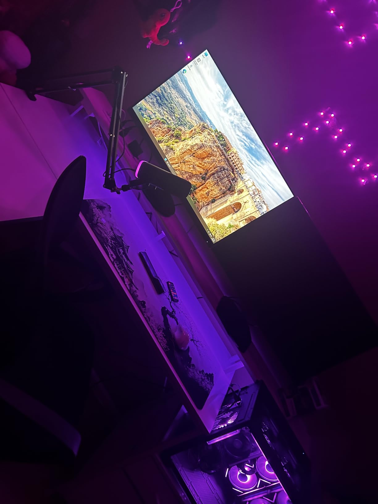 YAWYORE Gaming PC Desktop Computer AMD R5 5600GT 16GB 1TB NVMe Towers WiFi, 16GB DDR4 3200MHz, 1TB M.2 NVMe PCIe, 550W 80PLUS PSU, WiFi BT, Game Design Office Console customer photo 1