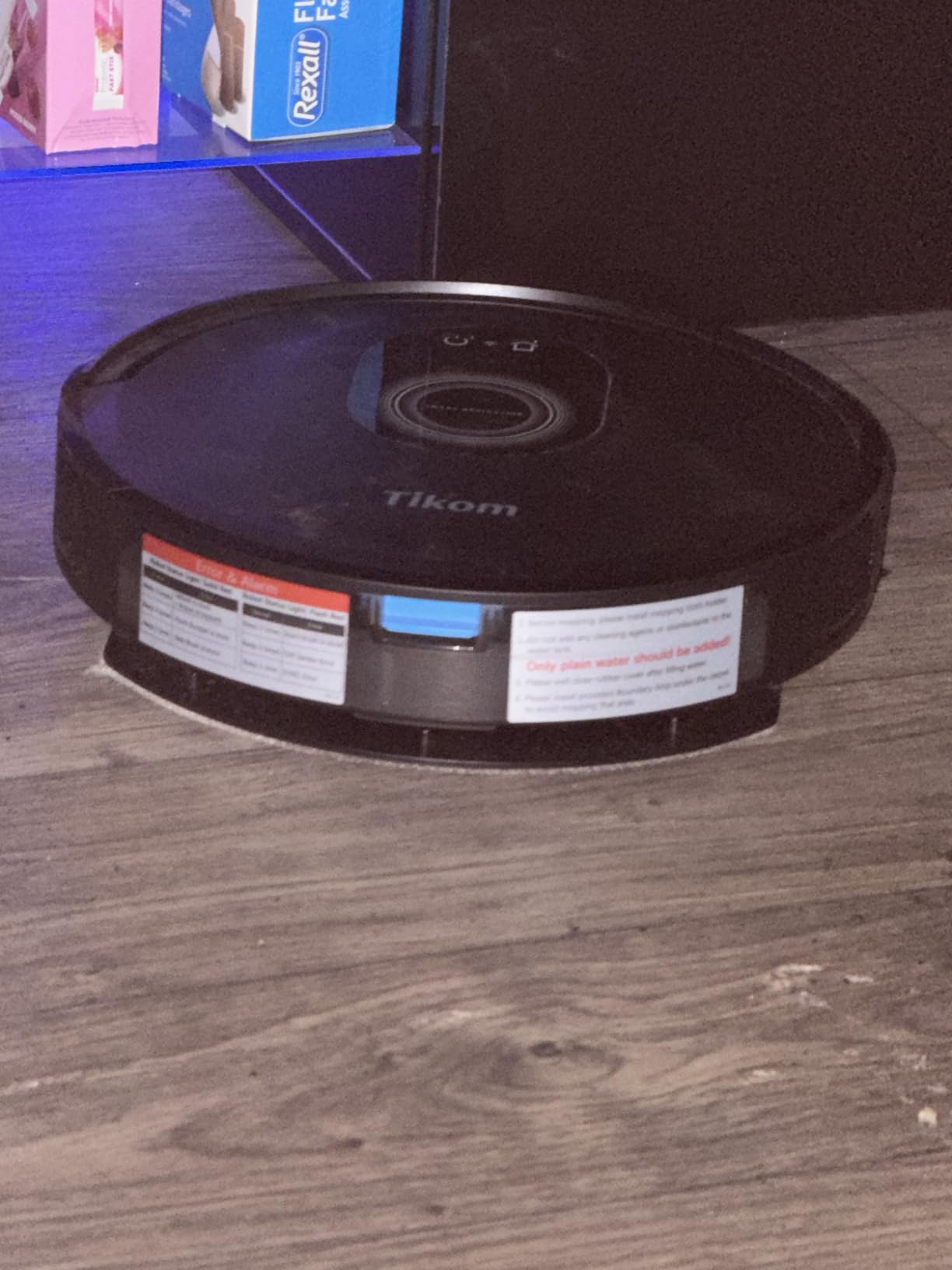 Tikom Robot Vacuum and Mop Combo, 5000Pa Robotic Vacuum Cleaner, 150 Min Max, App & Remote Control, Ideal for Hard Floor, Carpet, Pet Hair, Self-Charge (G8000 Max) customer photo 1