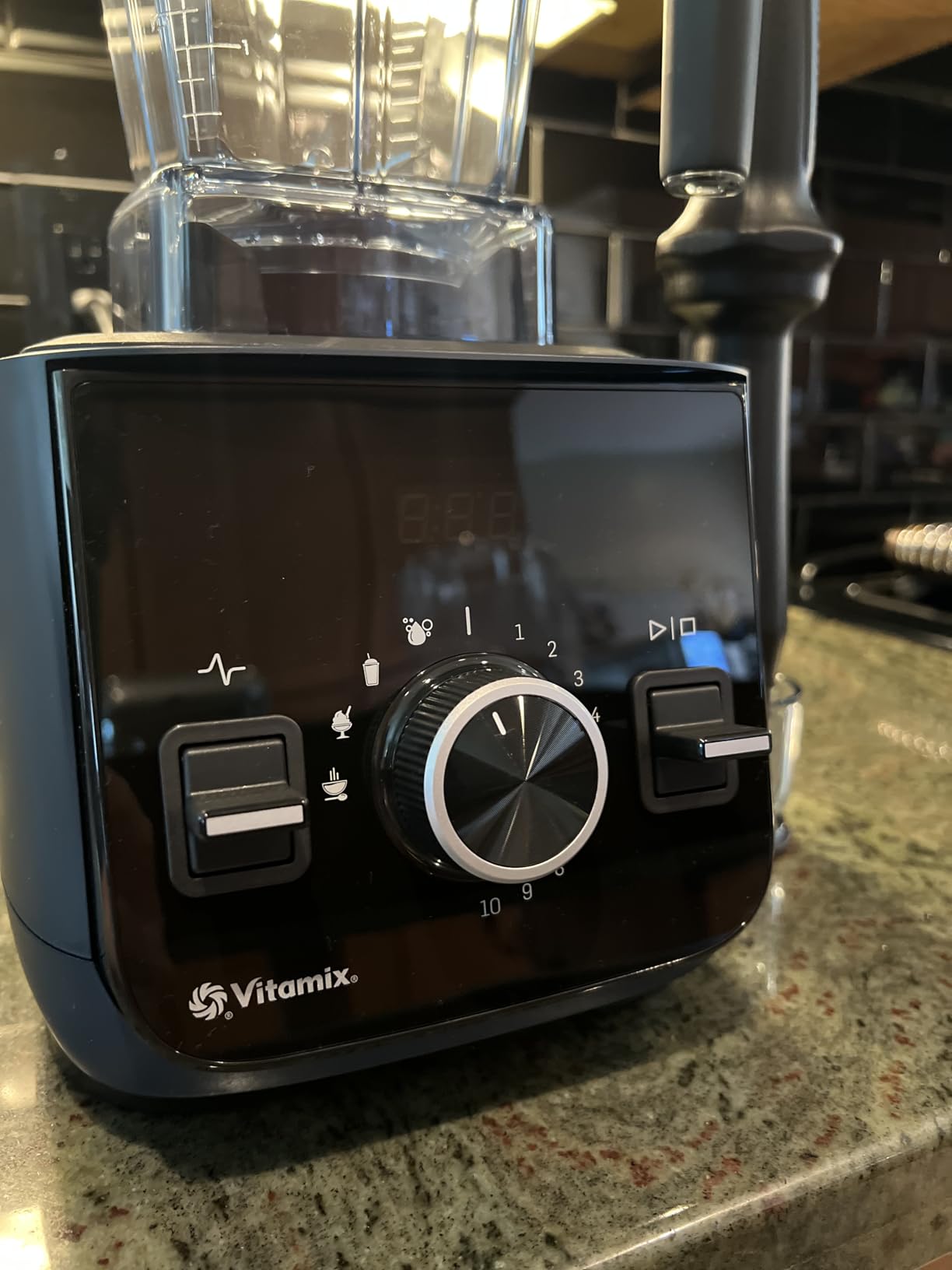 Vitamix Ascent X2 SmartPrep Kitchen System, Professional-Grade Blender, Stainless-Steel Blades, 12-Cup Food Processor Attachment, 48 Oz Blender Container, Black customer photo 2