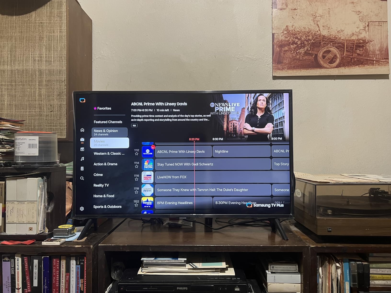 Samsung 43-Inch Class QLED Q8F 4K UHD Smart TV (2025 Model) Q4 AI Processor, 100% Color Volume with Quantum Dot, AirSlim Design, Samsung Vision AI, Alexa Built-in customer photo 1