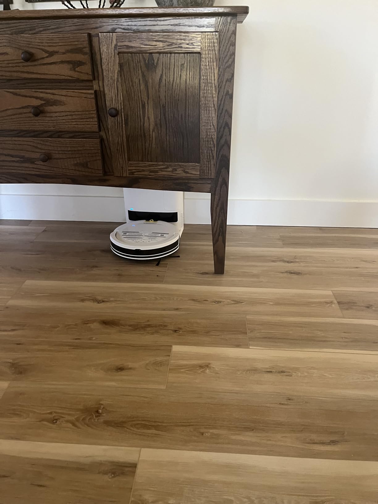 Shark Navigator Robot Vacuum with Self-Empty Base (AV2110S) - SmartPath LiDAR Navigation, 30-Day Capacity, Pet Hair Pickup customer photo 2