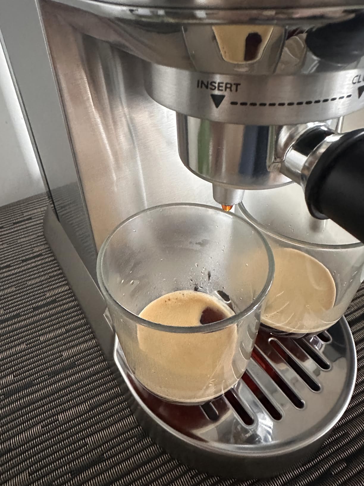 De'Longhi Dedica Duo Compact Espresso Machine - Cold Brew Coffee Maker with Milk Frother Wand, Stainless Steel customer photo 1