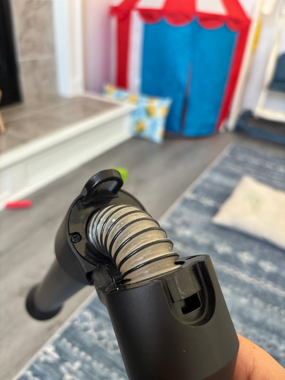 Roborock H60 Ultra Cordless Stick Vacuum Cleaners, Upgraded 210AW Suction Stick Vacuum with 90-Min Runtime, 90 Degree Bendable Tube, LED Dust Detection, Vacuum Cleaner for Carpets, Hard Floors & Pet Hair customer photo 1