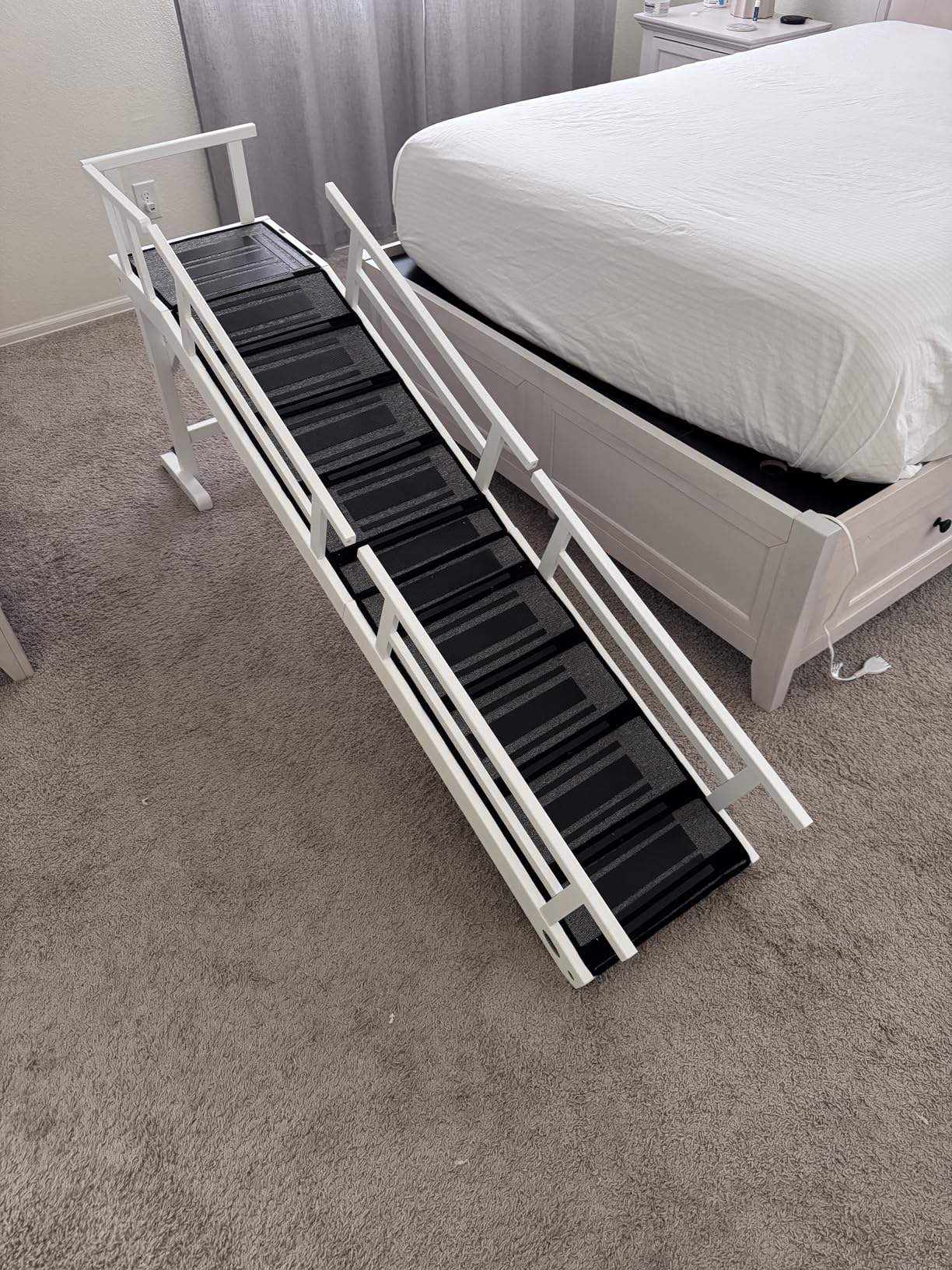 Dog Ramp for Bed or Couch, Wooden Pet Ramp with 20 Degree Gentle Slope, Removable Side Rails, Non-Slip Surface, Top Platform & Wheels, Safe Bed Ramp for Small, Large & Senior Dogs, 74