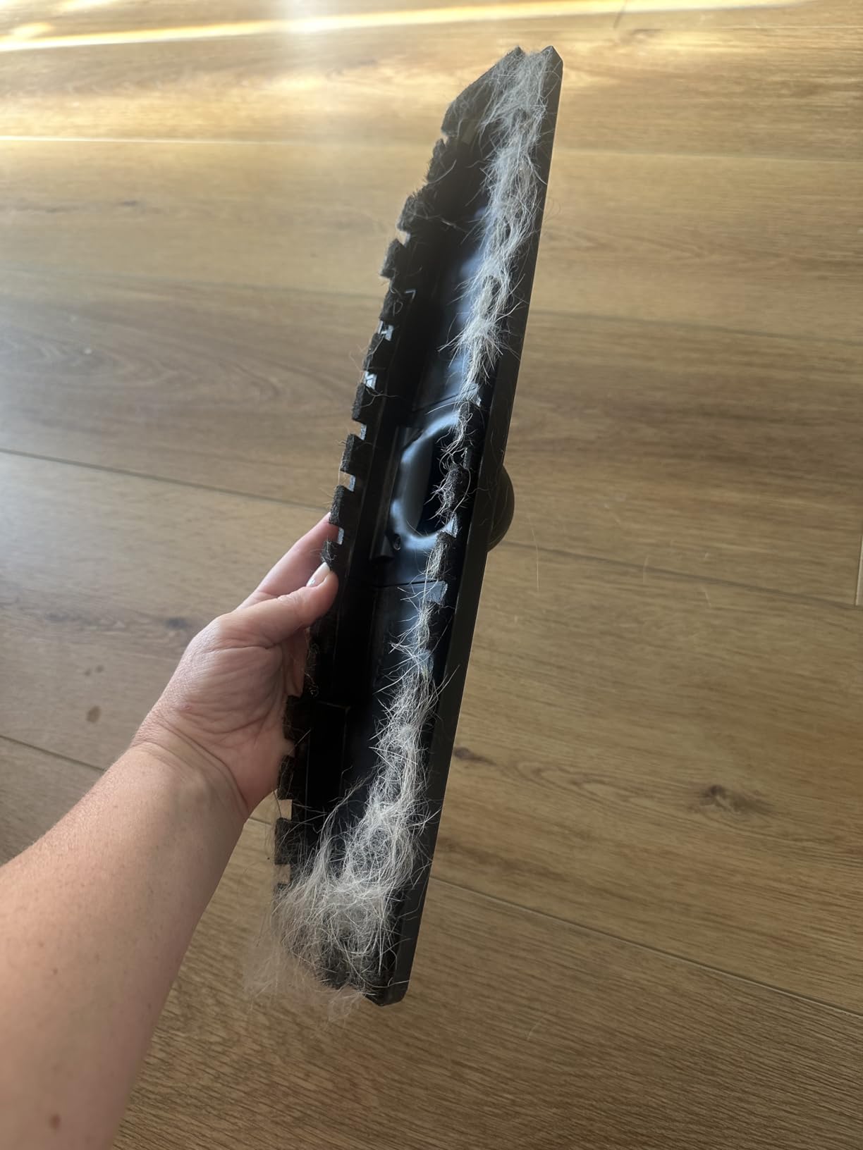 Miele Guard M1 Parquet XL Hard Floor Bagged Canister Vacuum Cleaner, Brilliant White customer photo 2