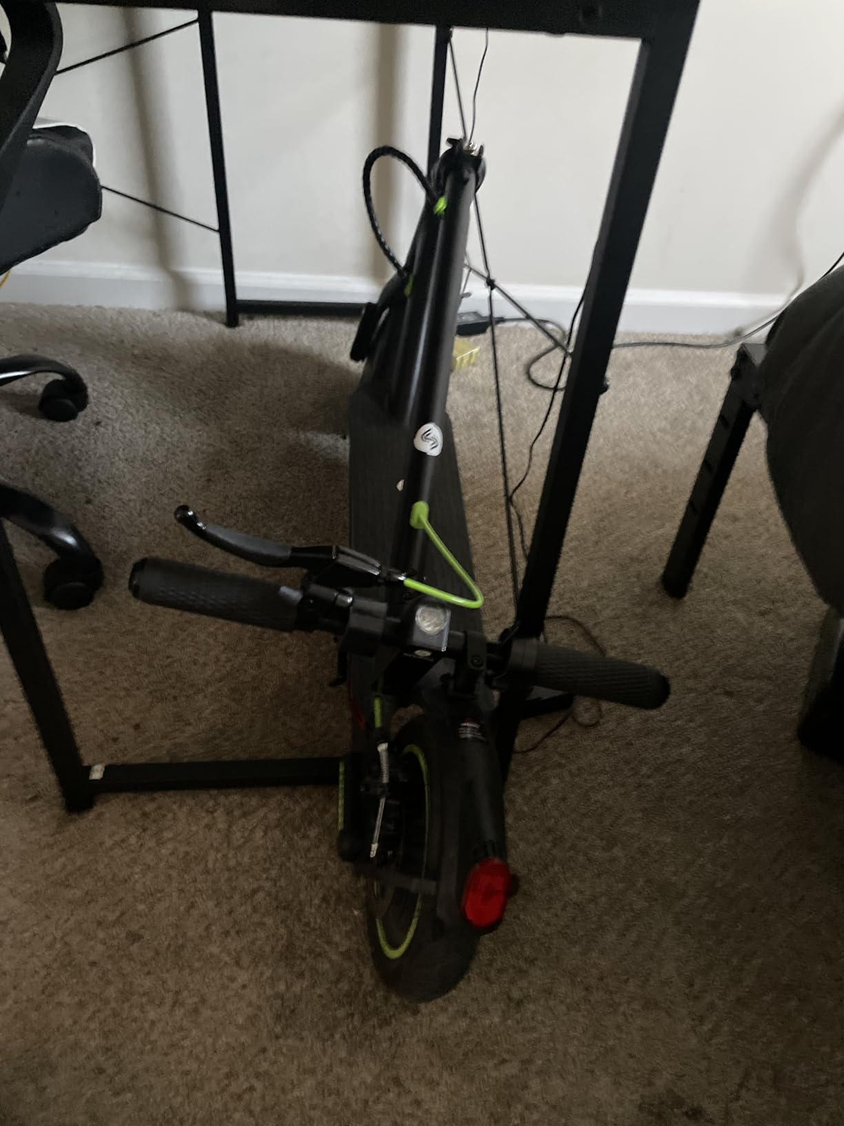 isinwheel GT1 Electric Scooter, 28 MPH, 800W, 28-Mile Range, Off-Road customer photo 2