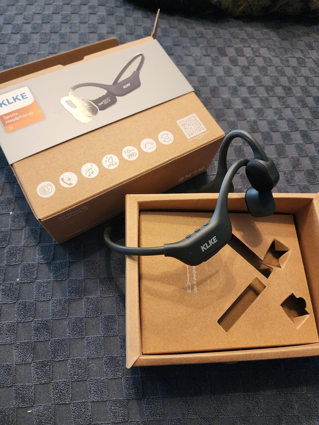 Open-Ear Bone Conduction Headphones, IP66 Waterproof, Integrated Transducer Running Headphones with Dual Mode, Rear Safety Light, 10H Battery, Advanced Mic for Cycling, Hiking & Outdoor Sports customer photo 2
