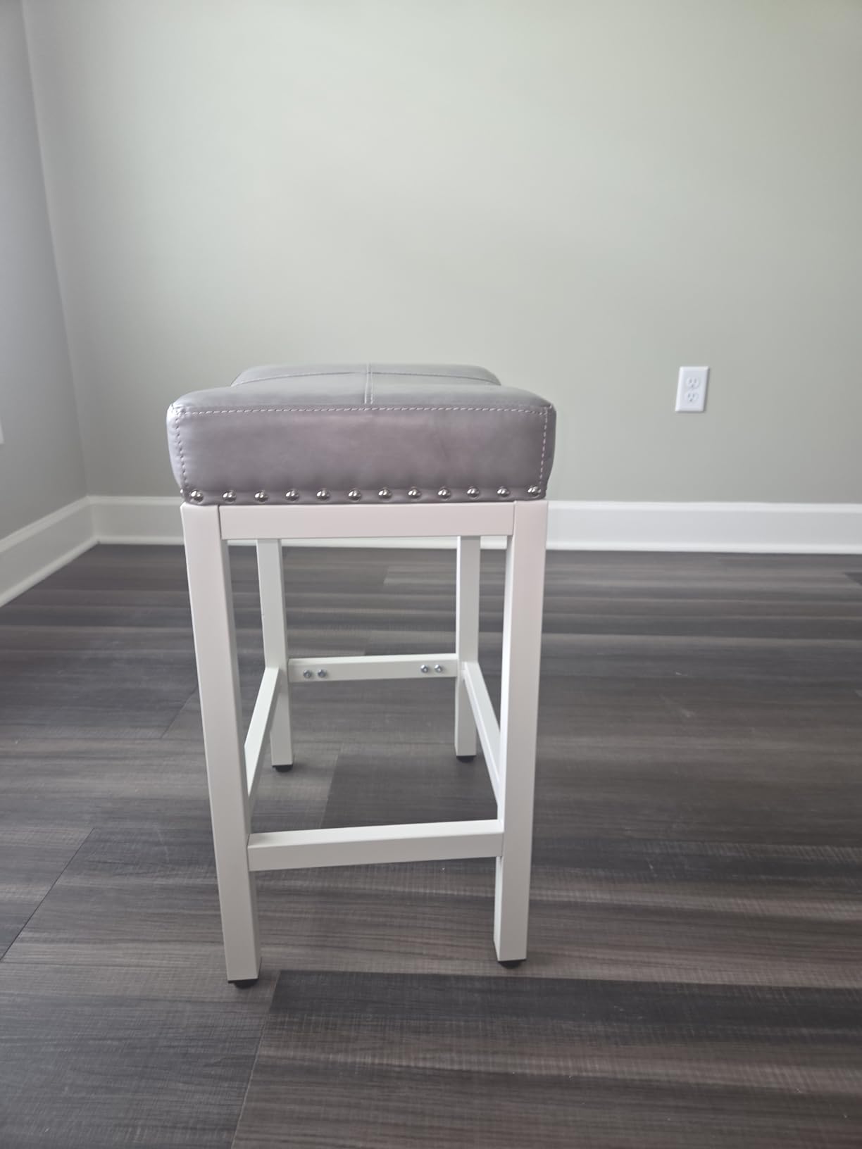 Sweetcrispy 24 inch Bar Stools Set of 2, Upholstered Modern Counter Height Bar Stools for Kitchen Island Modern PU Leather Sadless Stools Chair with Metal Base and Footrest, Grey customer photo 1