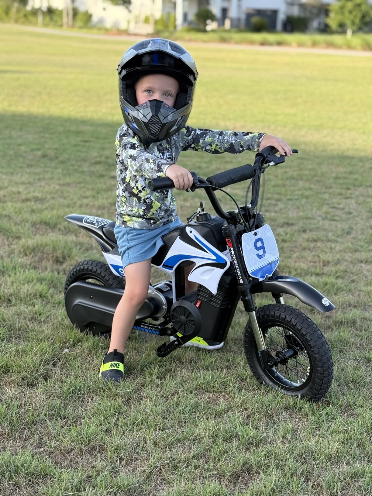 K1 Kids Electric Dirt Bike 36V Motorcycle, 16MPH Fast Speed 14 Mile Long-Range, 700W Peak 3-Speed Modes Electric Bike for Kids Ages 3-10 customer photo 2