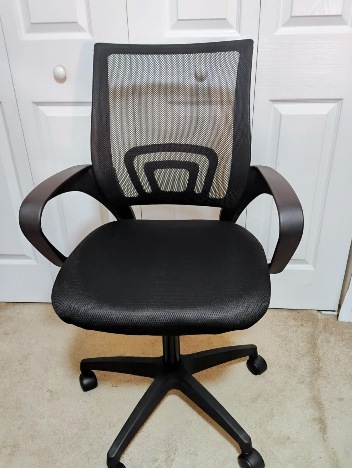 BestOffice Ergonomic Office Chair, Mid-Back Swivel Desk Chair, Breathable Backrest & Lumbar Support, Adjustable Height, Sponge Seat, Rolling Wheels, Dark Black - for Adults & Women customer photo 1