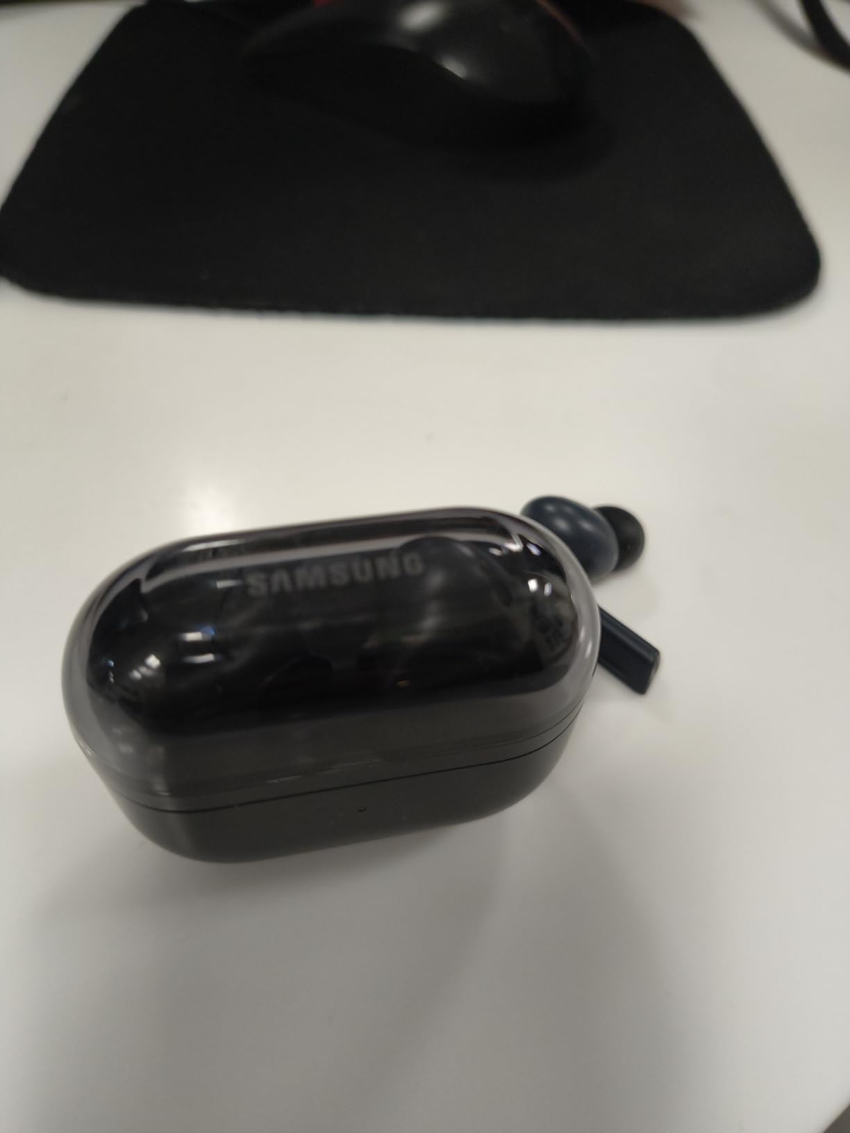 Samsung Galaxy Buds 3-FE (2025) True Wireless Bluetooth Earbuds, Active Noise Cancellation, Clear Calls, Long Lasting Battery, Hands Free AI, Latin American Stock SM-R420NZKALTA - (Black) customer photo 2