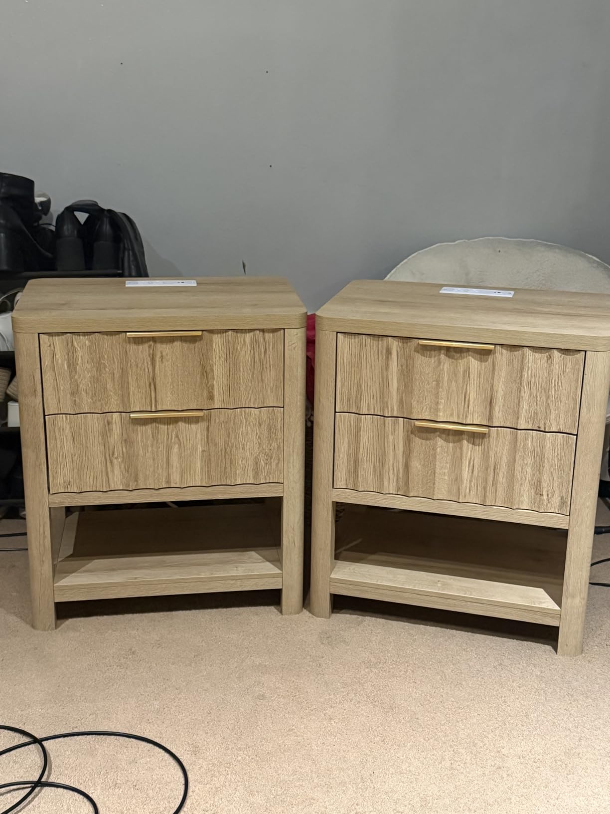 Huuger 27.6 Inch Tall Night Stands with Charger Station, USB-C Port, Fluted Nightstand Set of 2, Larger Wider Bed Side Table with 2 Deep Drawers, Open Shelf, Bedroom Living Room End Table, Natural customer photo 1