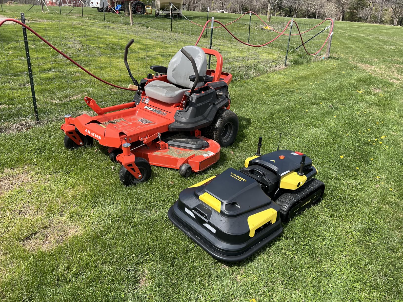 YARBO Robot Lawn Mower for Large Yard up to 6 Acres, Perimeter Wire Free, Modular Design, 1.2-4.0 Cutting Height, 70% Slopes, Auto Recharging, AI Vision & RTK for Navigation customer photo 1