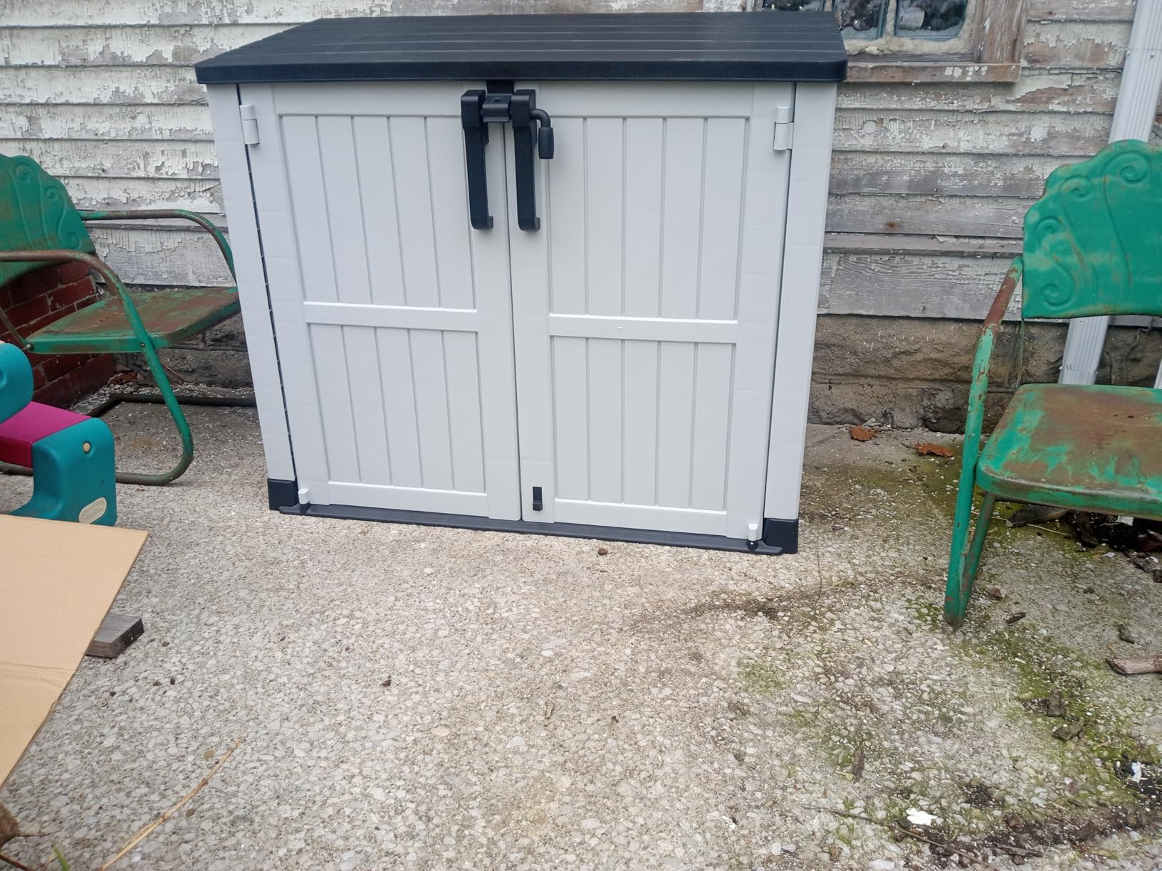 LHBcraft Outdoor Storage Cabinet 36 Cu Ft with Lockable Doors, Portable Horizontal Resin Storage Shed - Easy to Assemble, Waterproof Small Storage Shed with Floor Black customer photo 1