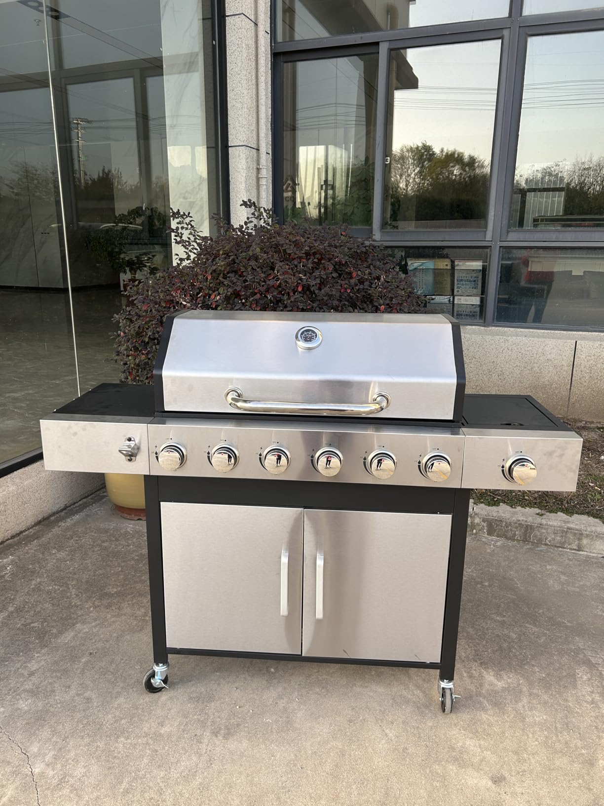 6 Burner Propane Gas Grill with Side Burner, Cast Iron Grates, Plate, Lid and Warming Rack, Large Cabinet Style BBQ Grill, 620 SQ. IN. Cooking Area customer photo 1