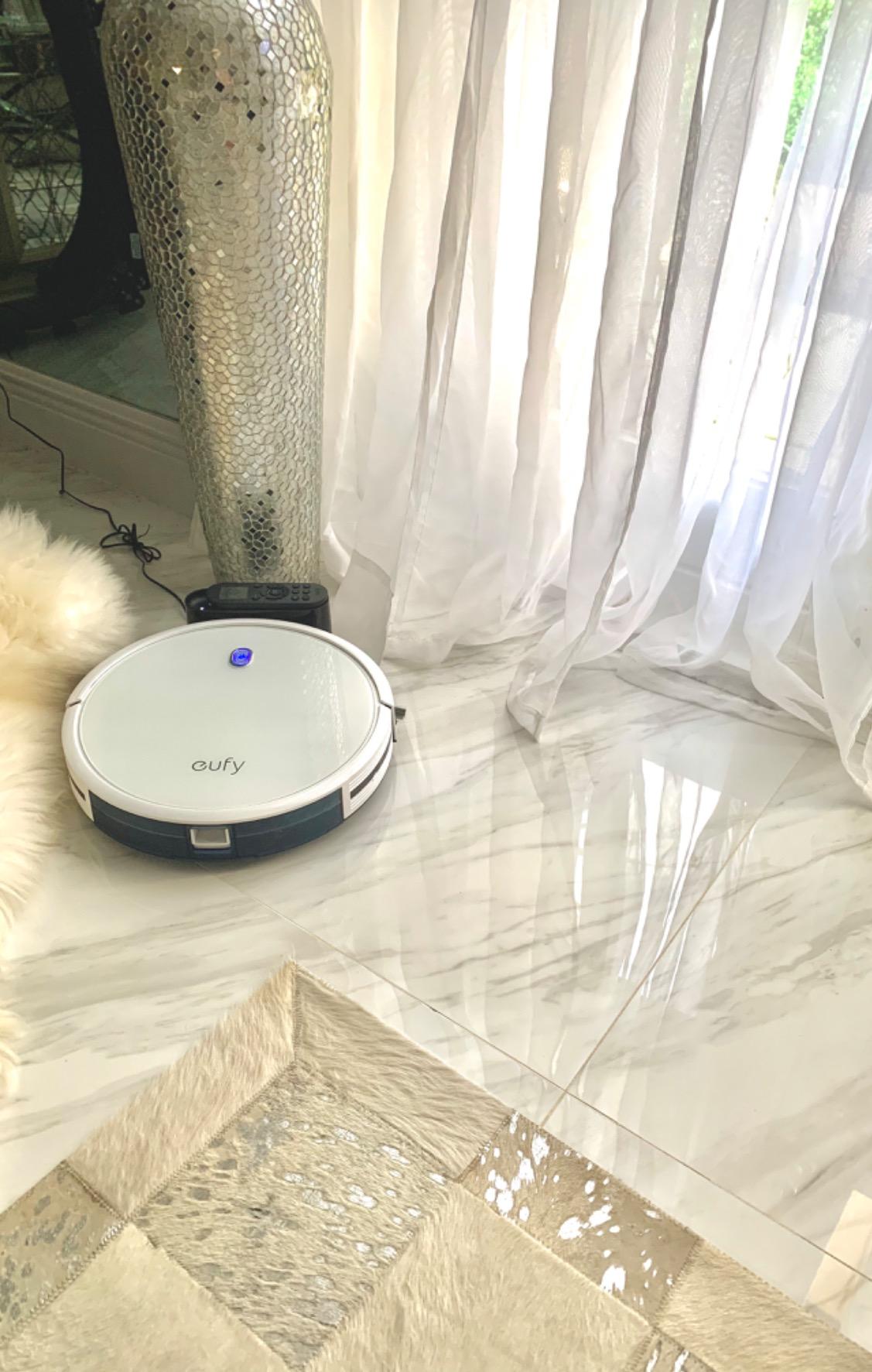 eufy C28 Robot Vacuum and Mop Combo, 15,000 Pa Suction, HydroJet Always Fresh Roller Mop, Zero-Tangle Design for Pet Hair, Auto Mop Washing & Drying, Self-Emptying & Refilling customer photo 2