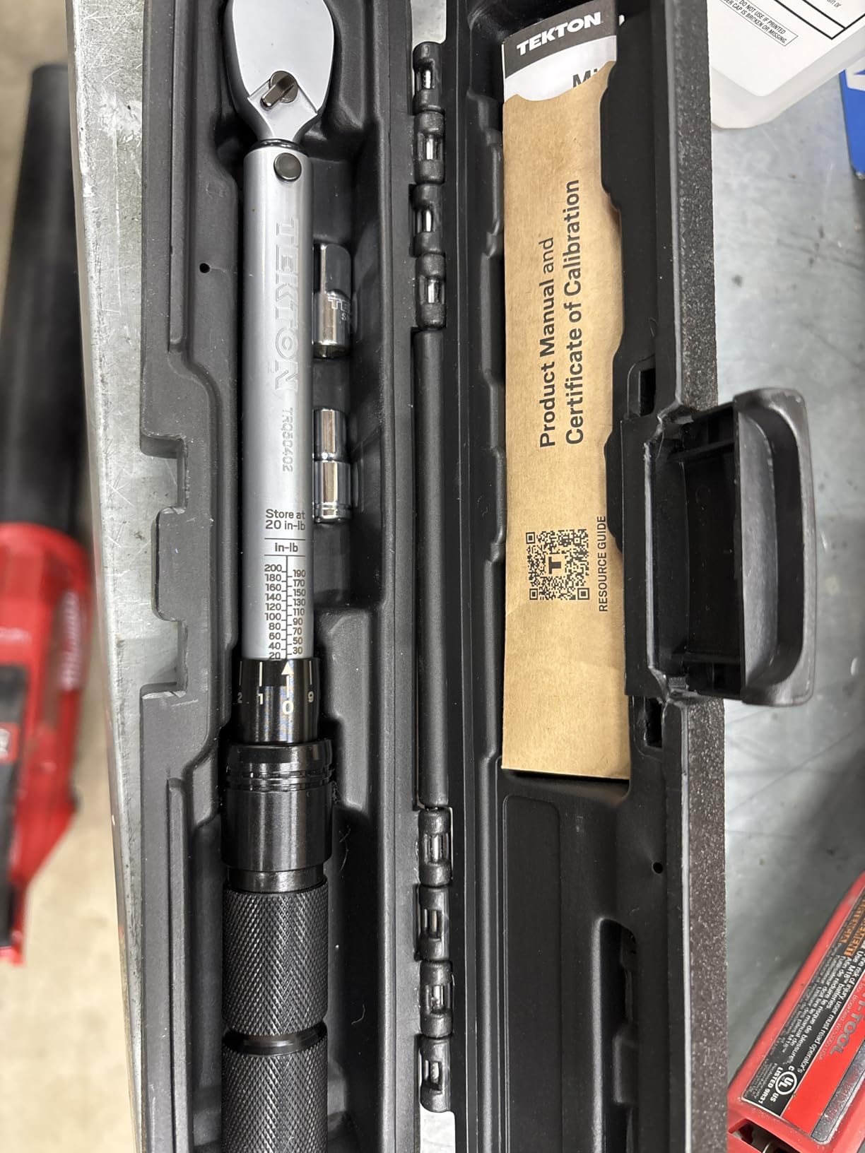 TEKTON 1/4 Inch Drive 90-Tooth Dual-Direction Micrometer Torque Wrench (20-200 in-lb) | TRQ50402 customer photo 1