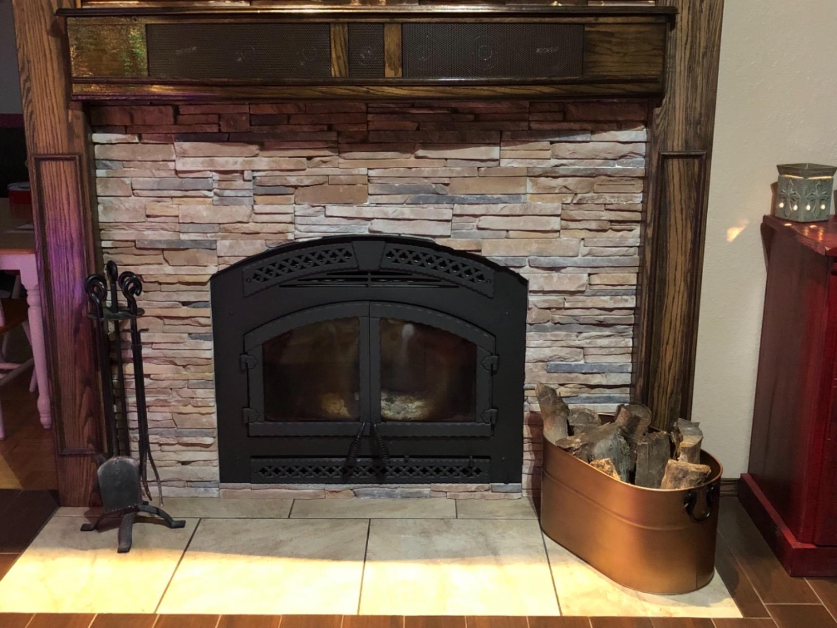 Plow & Hearth Vintage-Style Antique Copper Firewood Bucket with Wrought Iron Handles | Decorative Firewood Rack | Galvanized Steel Log Holder for Fireplace (Small) customer photo 1