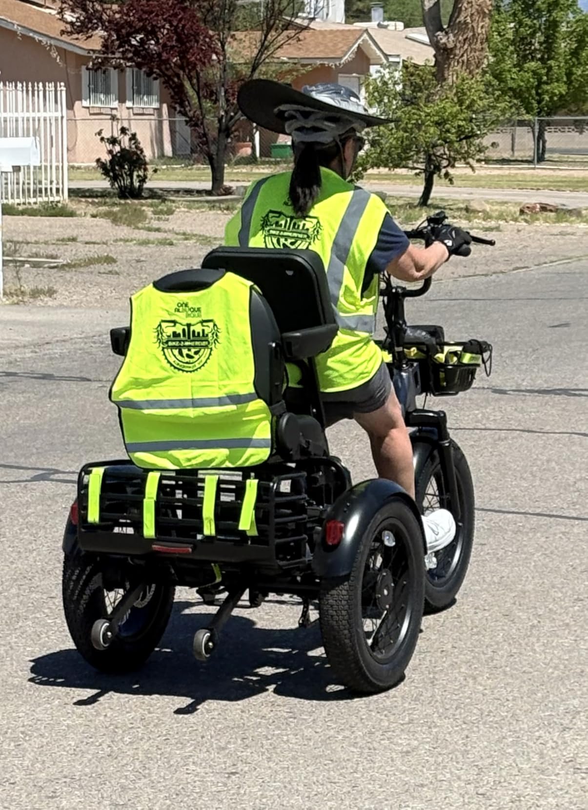 Creek Folding Electric Tricycle for Adults, Etrike with Passenger Seat & Backrest, 1000W 20MPH 80Miles Fat Tire Electric Trike, 3 Wheel Electric Bike, Reverse, Parking, Differential, Gray customer photo 2