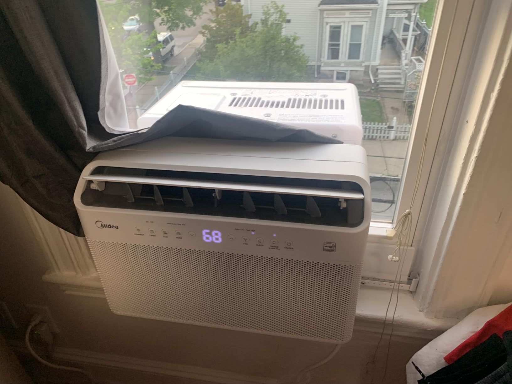 Midea 8,000 BTU U Shaped Smart Inverter Window Air Conditioner - Cools 350 Sq Ft, Ultra Quiet with Open Window Operation - Alexa/Google Assistant Compatible, 37% Energy Savings, Remote (2026 Edition) customer photo 1