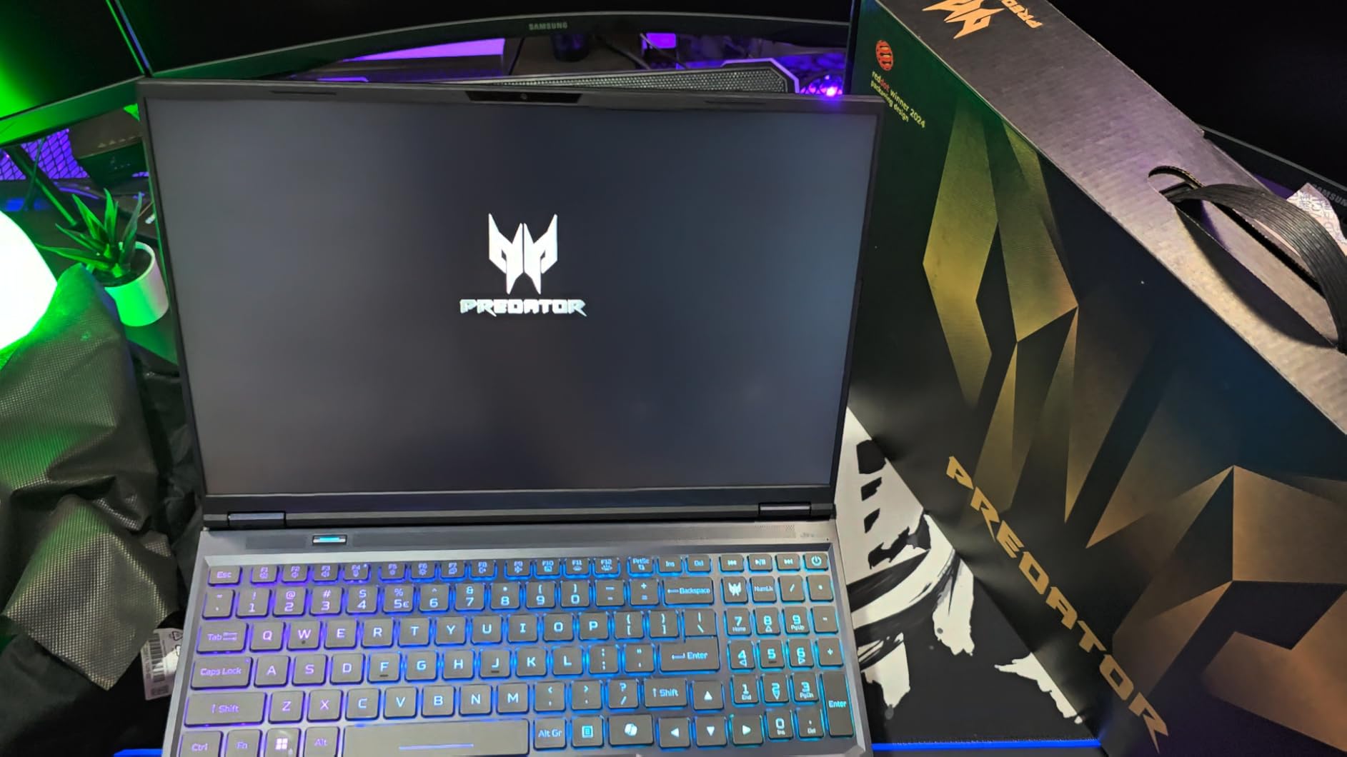 acer Predator Helios Neo 16 AI Gaming Laptop 16