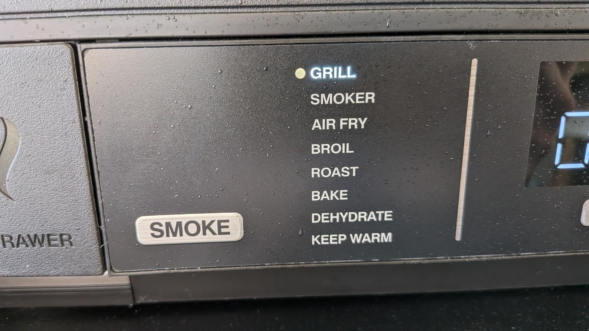Cuisinart FlavorBoost 8-in-1 Outdoor Electric BBQ Grill & Portable Smoker, Air Fryer Grill Combo with Smart Probe, Smoke Drawer, 154 sq. in., Patio & Balcony Grill for Apartments, CEG-1302 customer photo 1