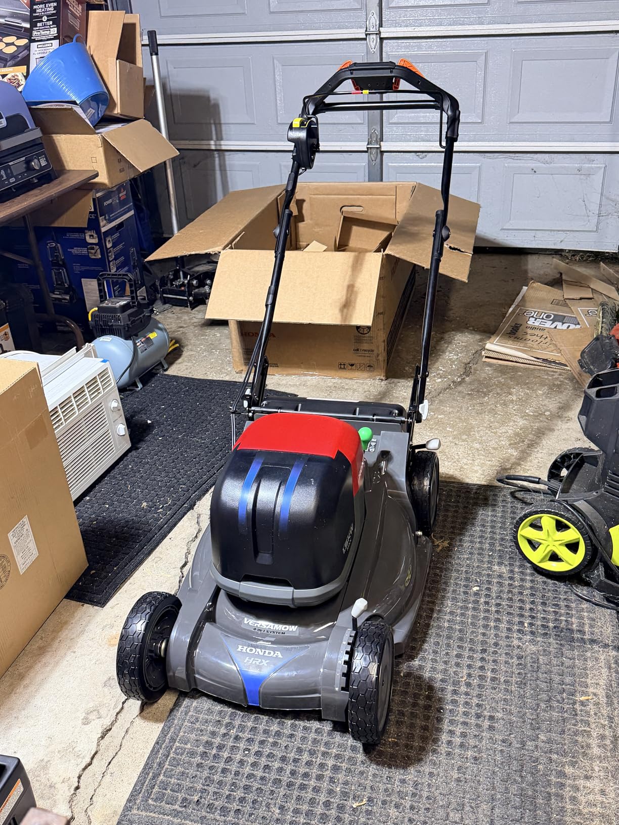 Honda HRX-BE 21-Inch Walk Behind Battery Powered Lawn Mower (HRX217YXBEXA6) | 12AH Variable Speed Self Propelled Lawn Mower, 2 Battery Bays, 2.2 Bushel Capacity, Easy-Off Grass Bag customer photo 2