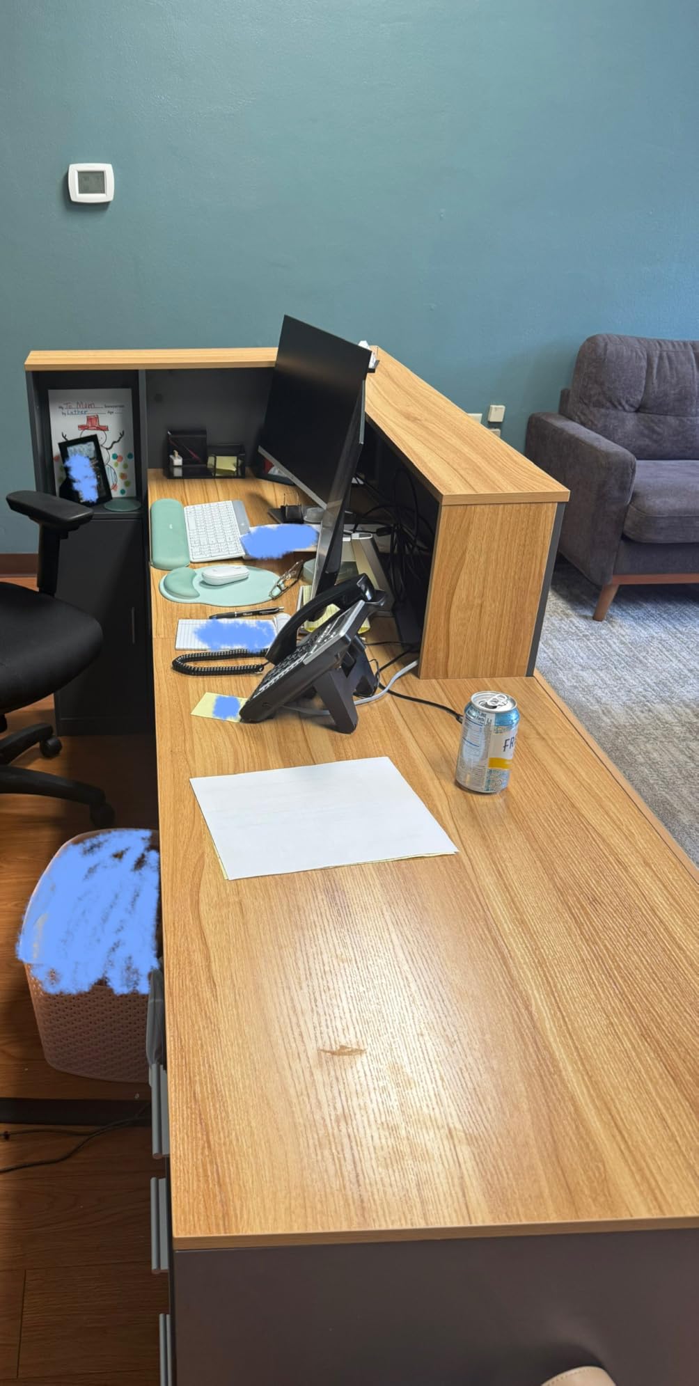 L-Shaped Reception Desk with Lockable Drawers, Adjustable File Cabinet & Keyboard Tray, Modern Front Counter for Office, Salon, or Lobby (Right-L Walnut/Slate Gray, 70.9