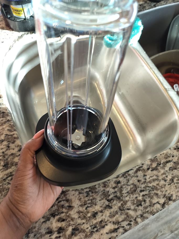 KitchenAid Pure Power Blender with 2 Personal Blending Jars, 1700 Watt Peak Power, KSB2078, Empire Red customer photo 2