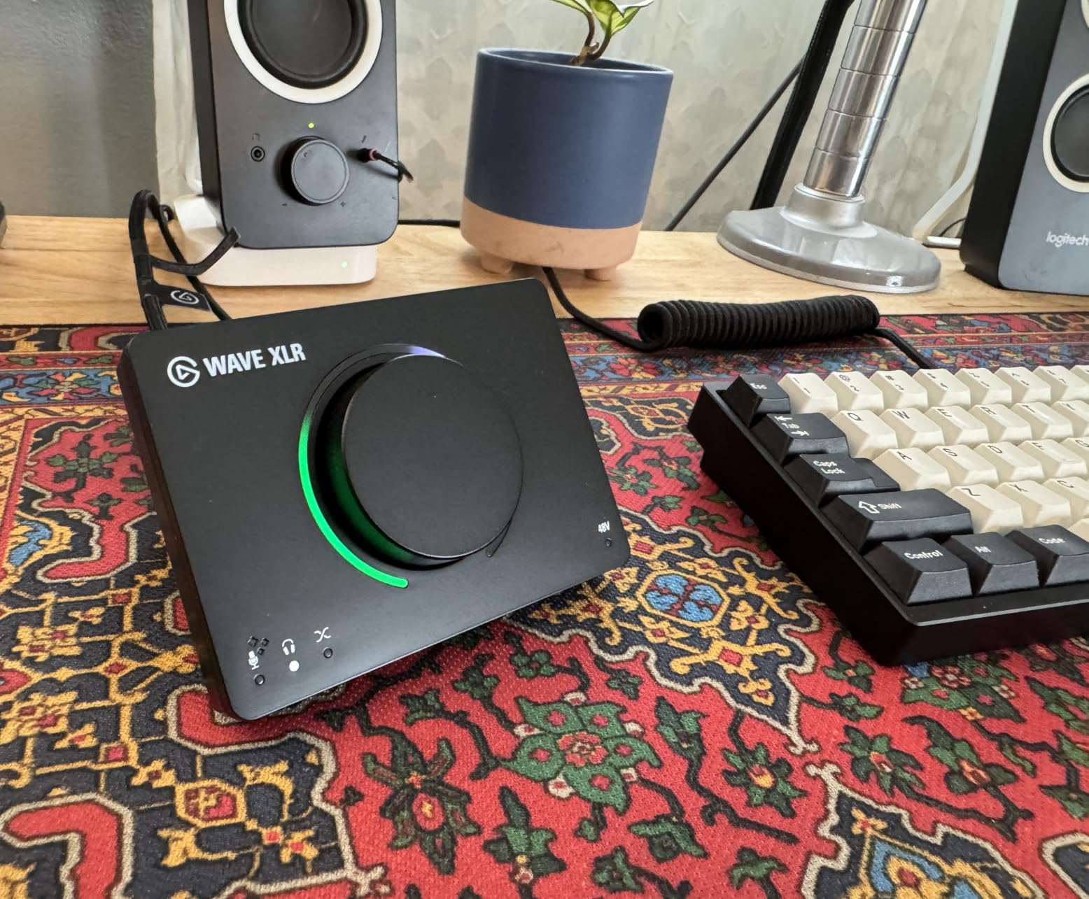 Elgato Wave XLR MK.2 USB Audio Interface and DSP Mixer for XLR Microphones customer photo 1