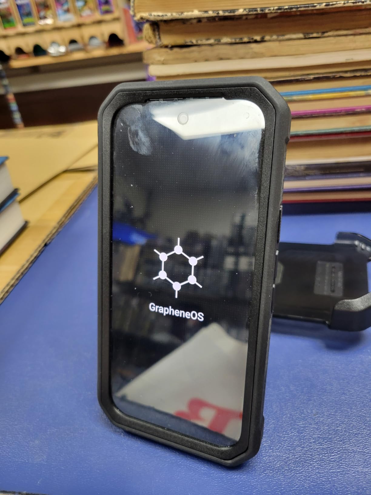 Pixel 10a - 30+ Hours Battery, Camera Coach, Gemini - Fog 128GB customer photo 1