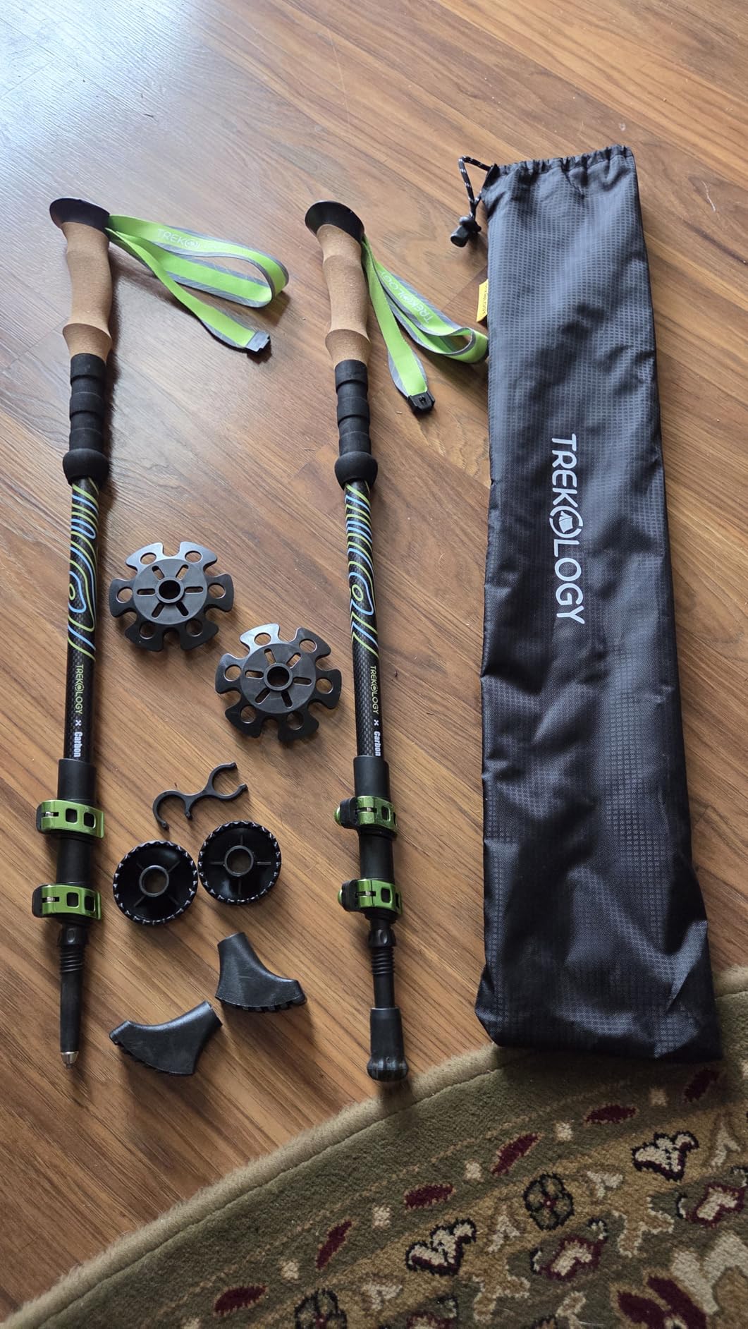 Trekology 3K Carbon Fiber Trekking Poles (210g) - Pair of Ultralight Hiking Poles with Cork Grips, Collapsible Telescopic Walking Sticks customer photo 1