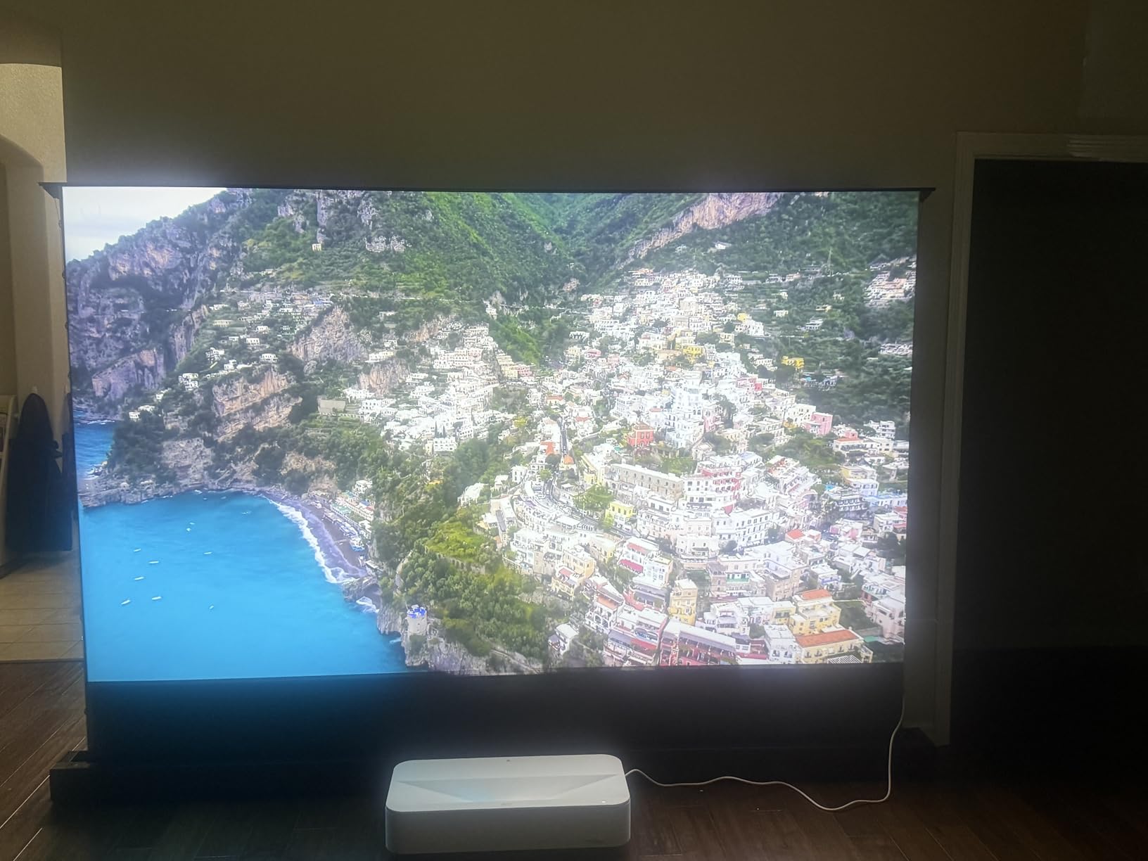 Epson Lifestudio Grand Plus Ultra Short Throw Laser Projector, 4,000 Lumens of Color and White Brightness, 4K Display Technology, Sound by Bose and Built-In Google TV, 3-Chip 3LCD Technology - Black customer photo 2