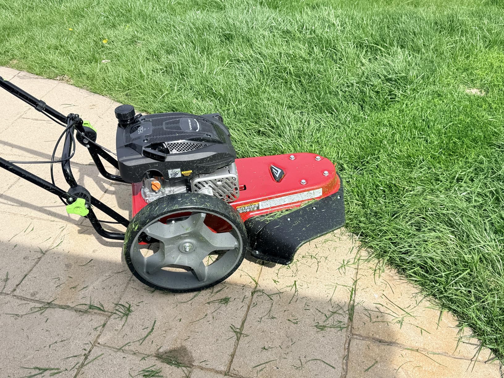 Earthquake Walk-Behind String Mower, Hurricane Cutting Head, 160cc 4-Cycle Viper Engine, Grab-N-Go Bail, 22