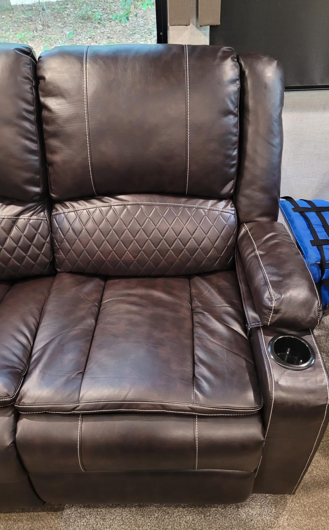 Yolsali Manual Reclining Sectional Sofa Set, 7 Seats Soft Leather Recliner Corner Sectional Couch, Family-Sized L-Shaped Recliner Couch with USB Charging, Thickened Padding, Sturdy Frame, Brown customer photo 1