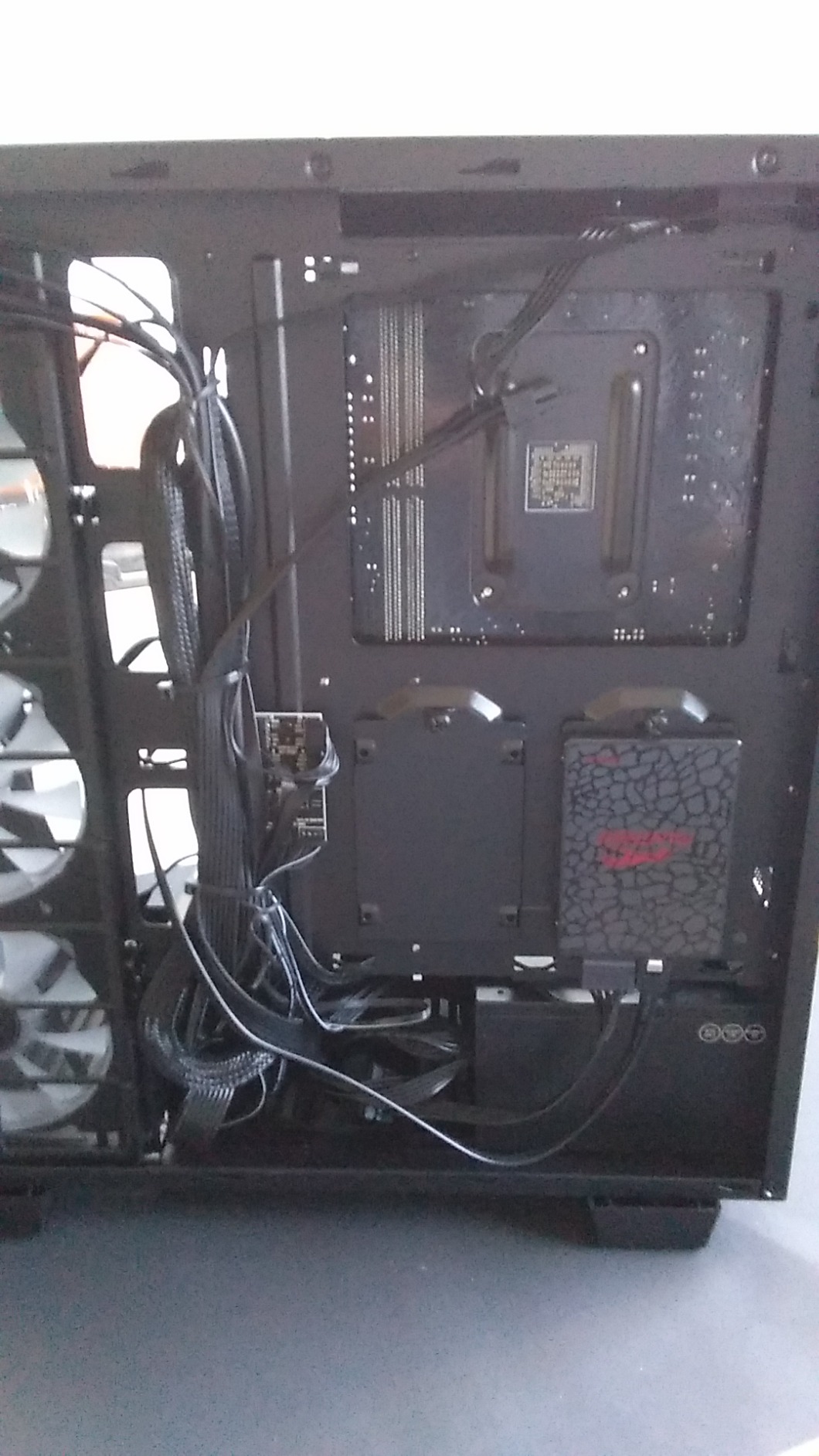 iBUYPOWER Element Gaming PC Desktop Computer AMD Ryzen 9 7900X CPU, NVIDIA GeForce RTX 5070 12GB GPU, 32GB DDR5 RGB 5200MHz RAM, 1TB NVMe SSD, Windows 11 Home customer photo 2