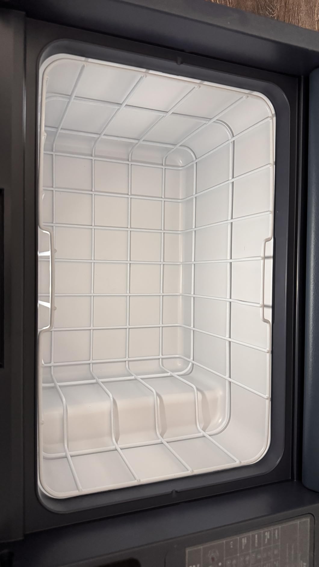 Aeitto 12 Volt Car Refrigerator 20Quart Car Fridge Freezer Electric Cooler Portable Cooler 12V Fridge RV Refrigerator -4F-68F Temp Control 12/24V DC & 100-240V AC for Travel, Camping, RV, Road customer photo 1