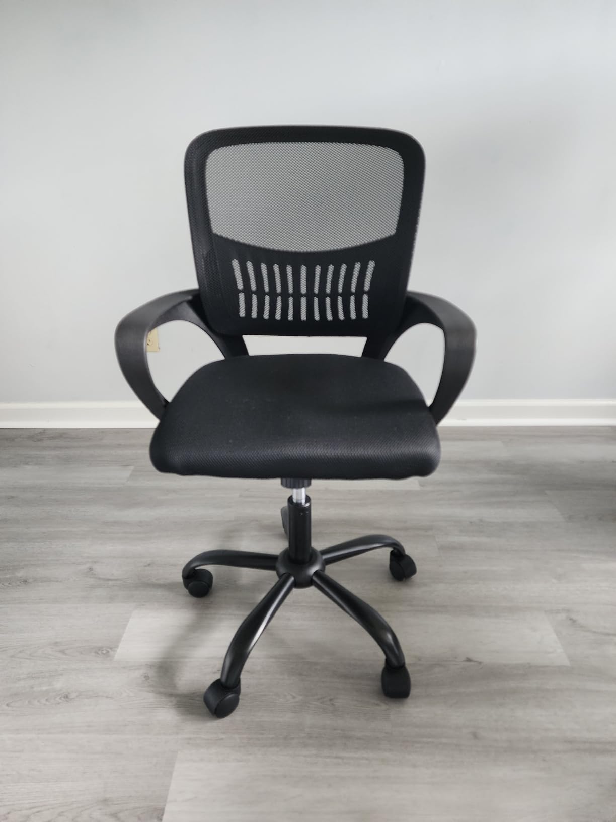 DUMOS Home Office Chair - Ergonomic Mid Back Mesh Desk Chair with Lumbar Support & Rocking Mode, Height Adjustable, Fixed Armrest, 360 Degree Swivel, Black customer photo 2