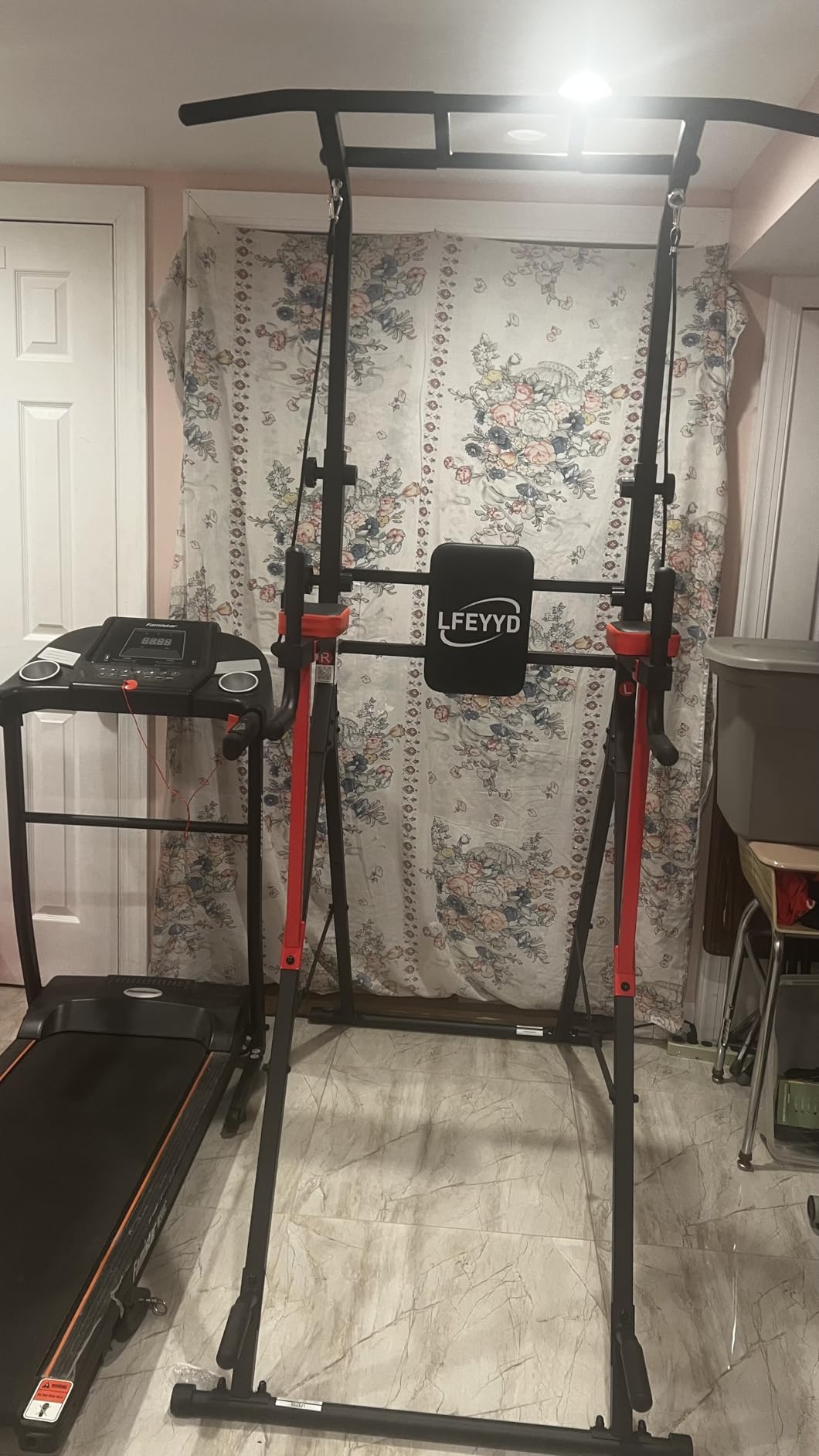 Power Tower Pull Up Bar Free Standing - 13-Level Adjustable Height Dip Station with X-Frame Stability, Multi-Grip Handles, Backrest, Anti-Slip Foot Pads - Home Gym Strength Training Equipment customer photo 2