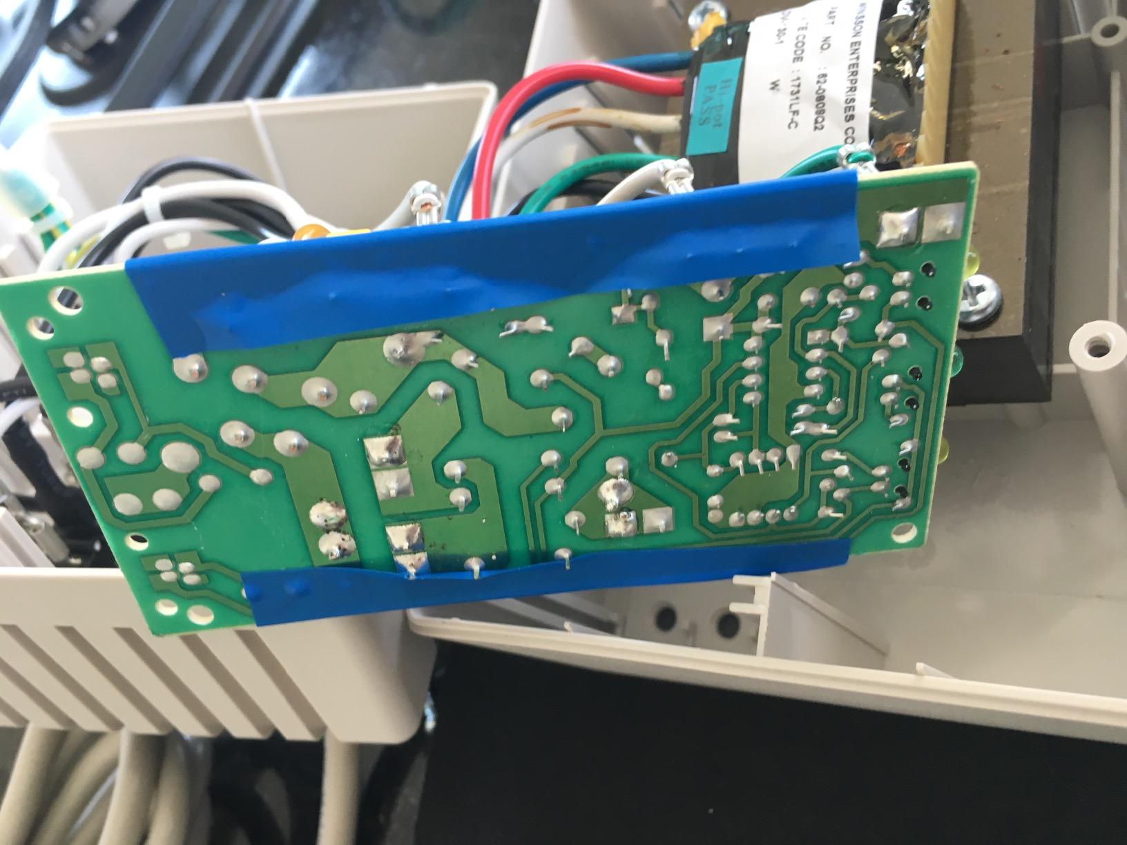 Tripp Lite LS606M Power Conditioner for Audio Equipment, 600W, 6 Outlets, Voltage Regulator, EMI/RFI Filter customer photo 1