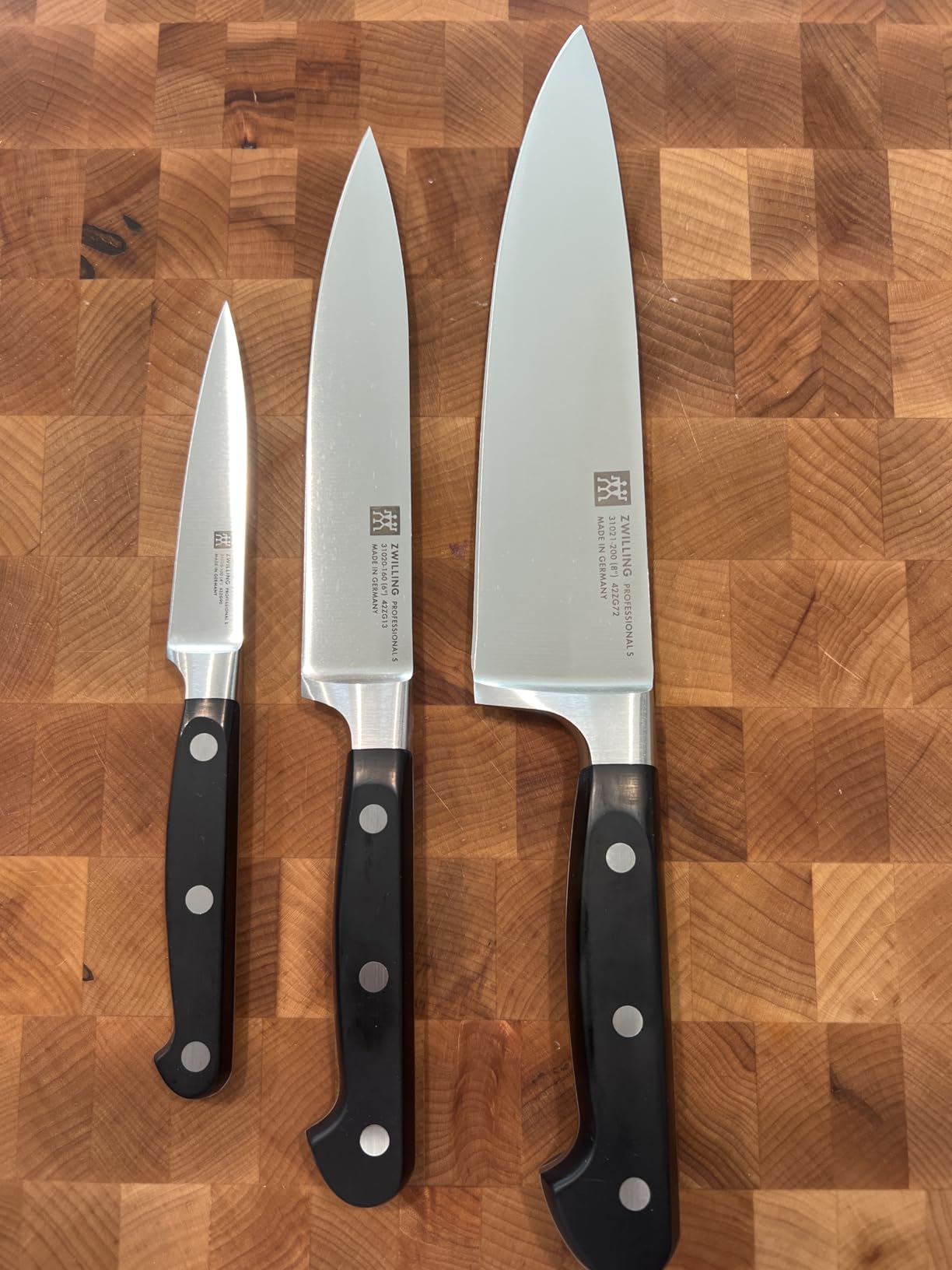 ZWILLING Professional S 3-Piece Knife Set, Black/Stainless Steel (35602-000-0) customer photo 2